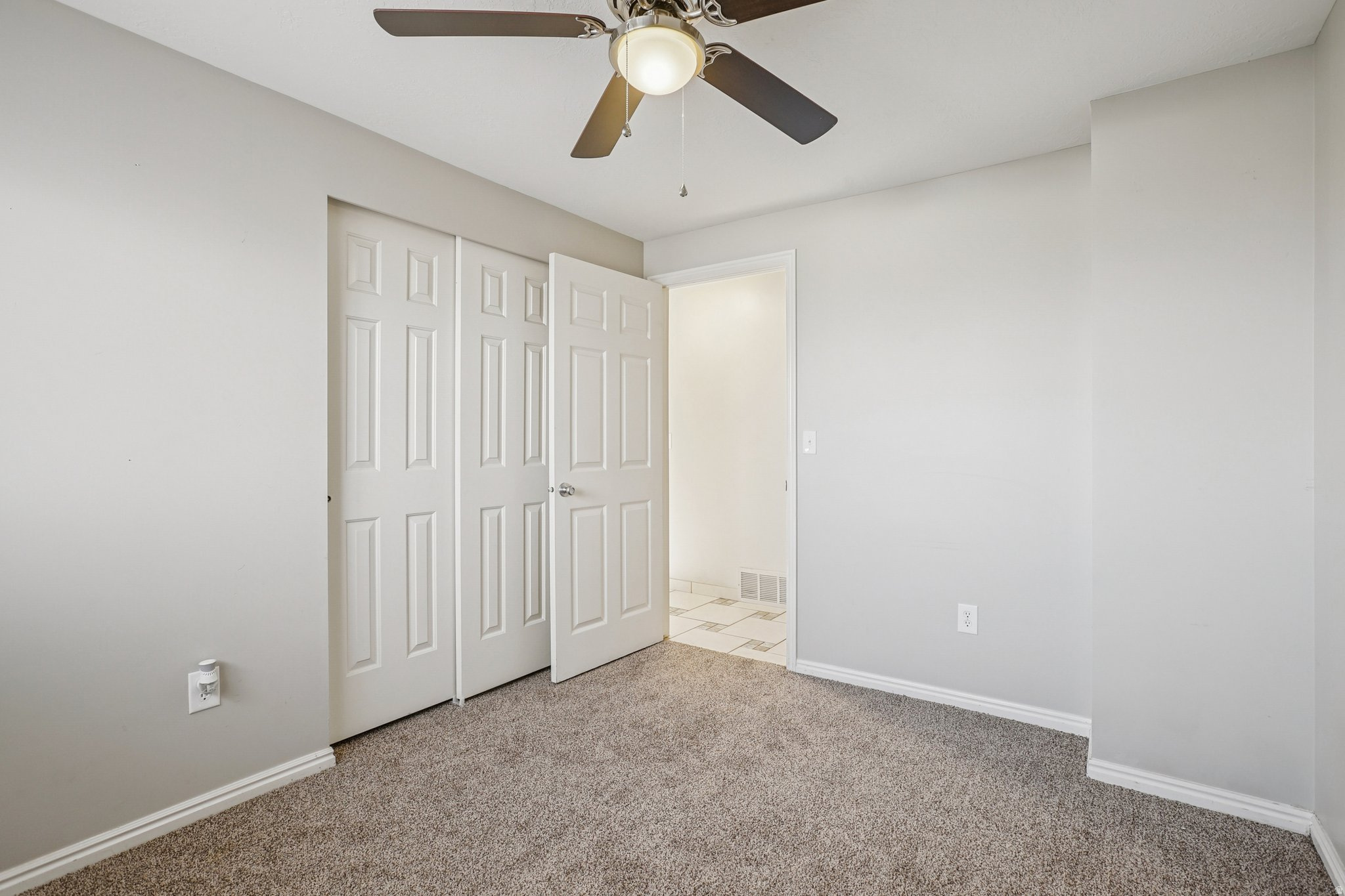 CONTINENTAL ESTATES - Residential