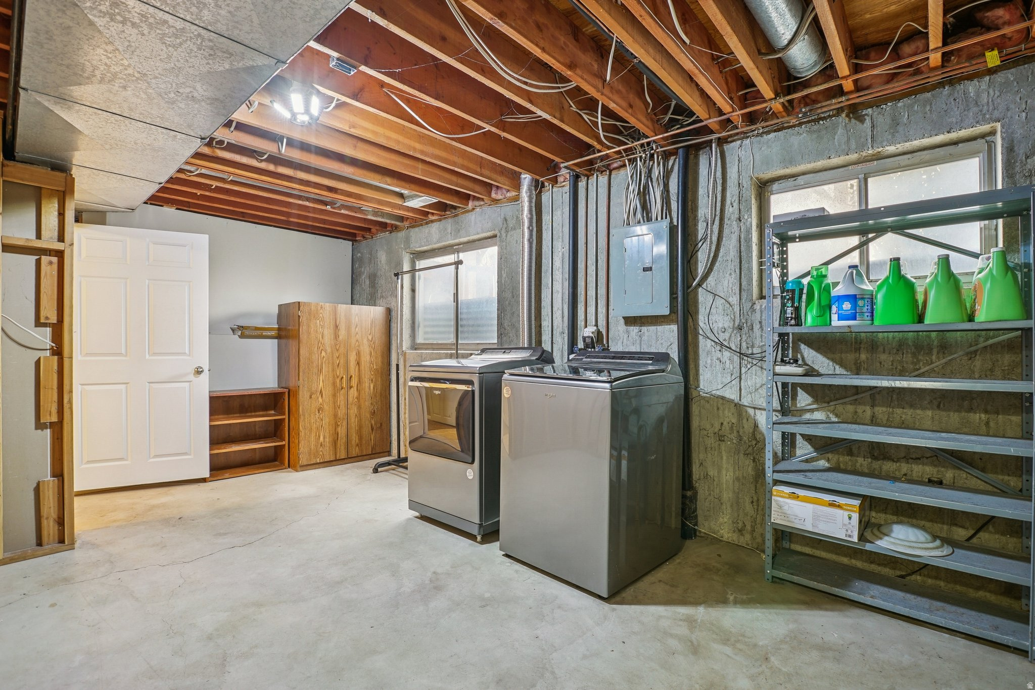 CONTINENTAL ESTATES - Residential