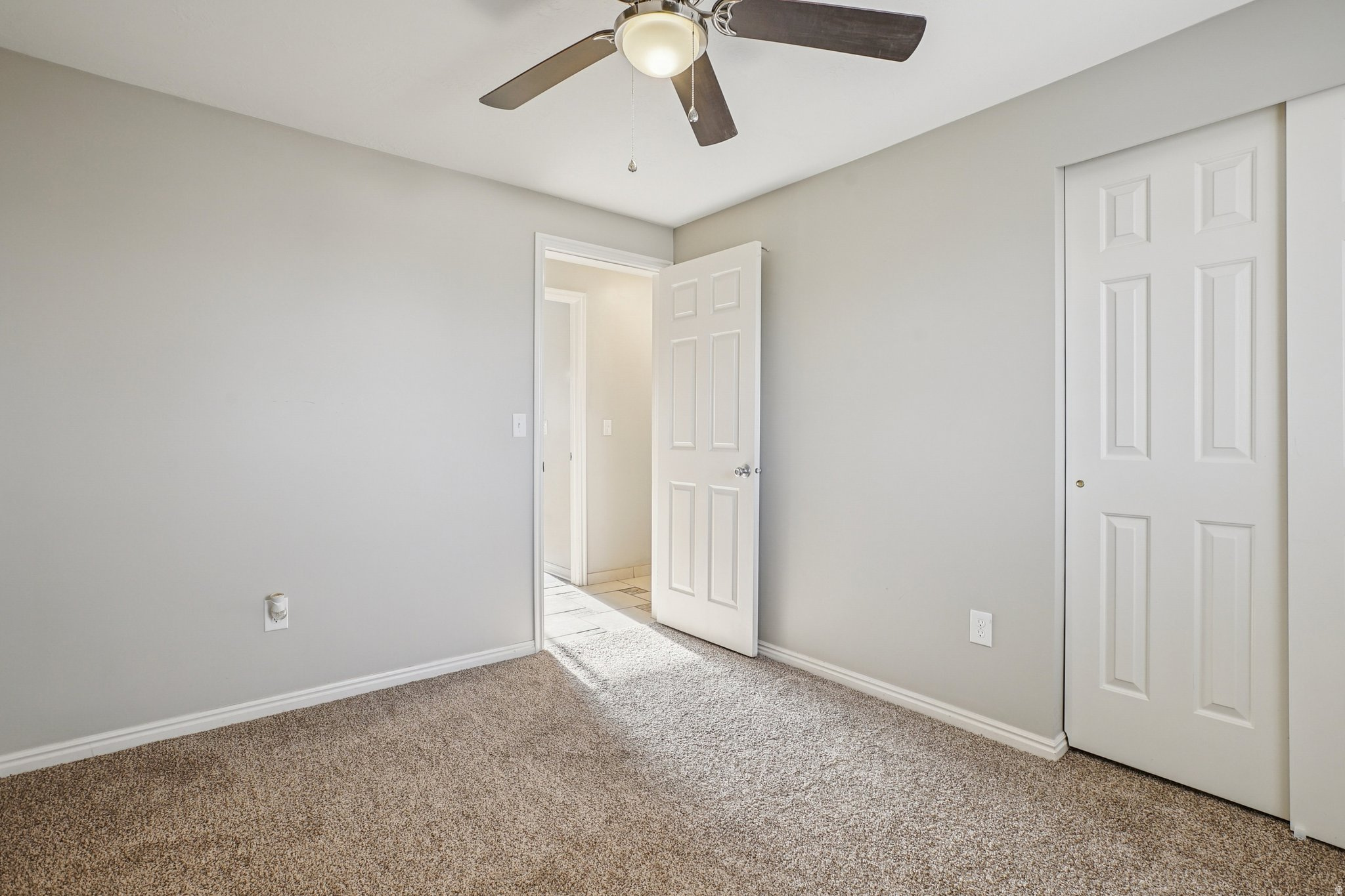 CONTINENTAL ESTATES - Residential