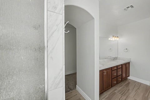 Tiny photo for 74 N CLIFFSIDE DR, Washington, UT 84780 (MLS # 2185062)