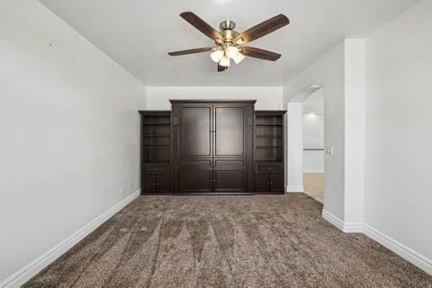 Tiny photo for 74 N CLIFFSIDE DR, Washington, UT 84780 (MLS # 2185062)