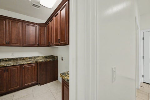 Tiny photo for 74 N CLIFFSIDE DR, Washington, UT 84780 (MLS # 2185062)