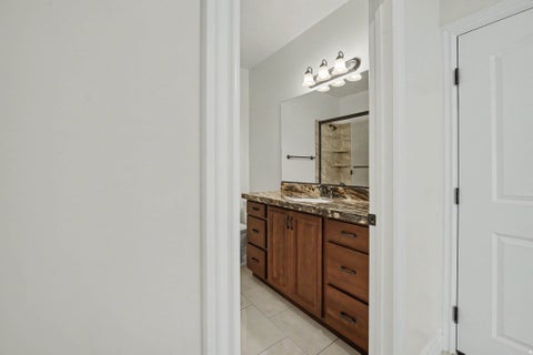Tiny photo for 74 N CLIFFSIDE DR, Washington, UT 84780 (MLS # 2185062)