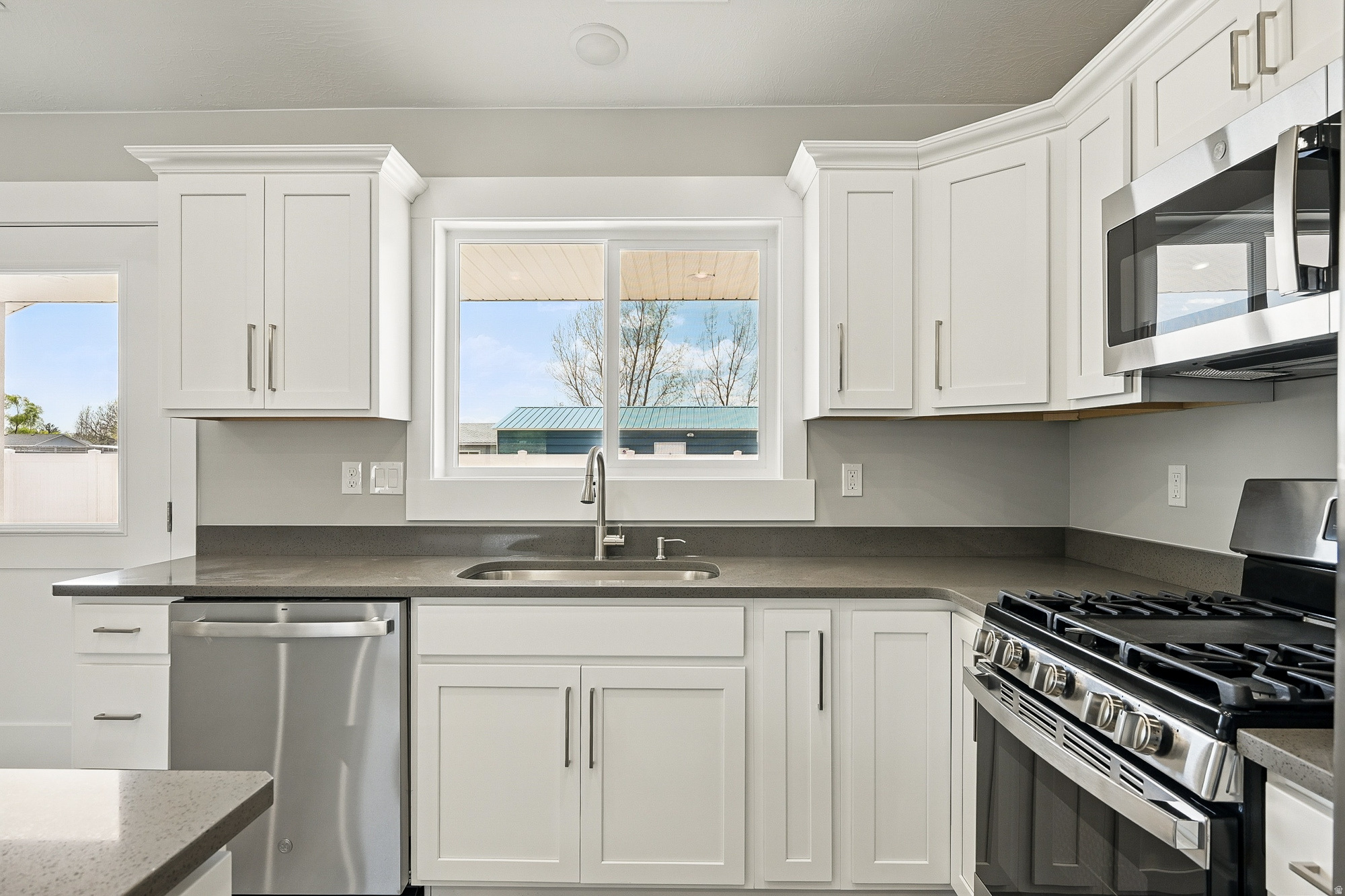 HAWKS LANDING - Residential