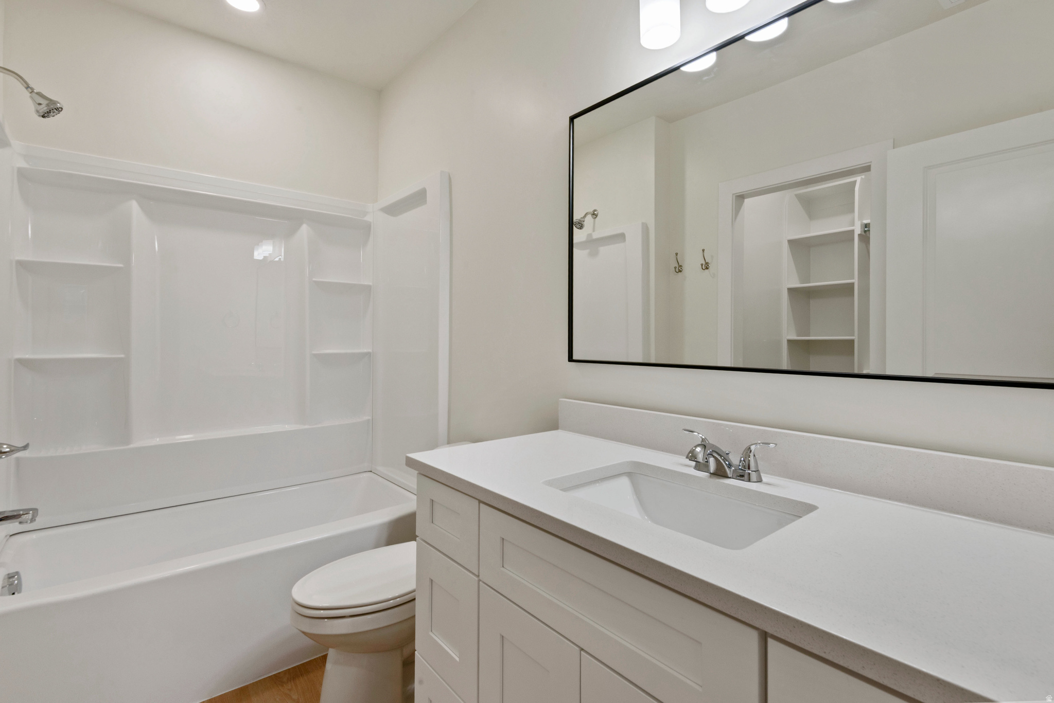 SYDNEY COVE - Residential