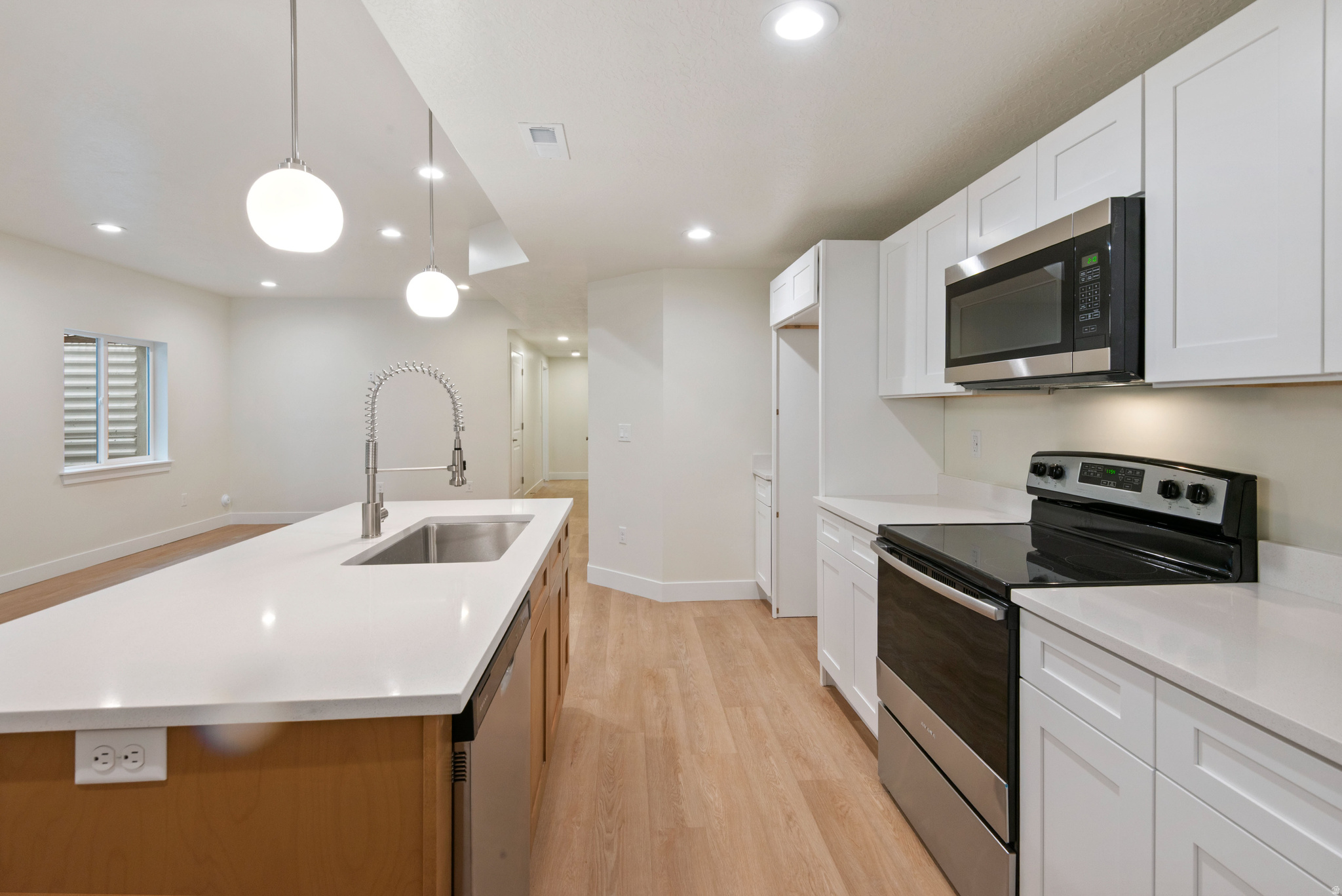 SYDNEY COVE - Residential