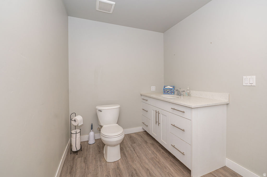 KEITH H ANDERSON MINOR - Commercial Sale