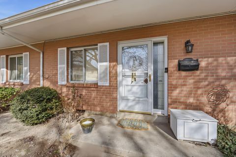 Tiny photo for 2199 E CARRIAGE LN #5, Holladay, UT 84117 (MLS # 2140316)