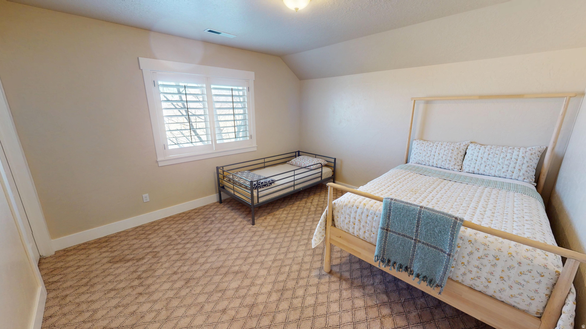 LOMA VISTA - Residential