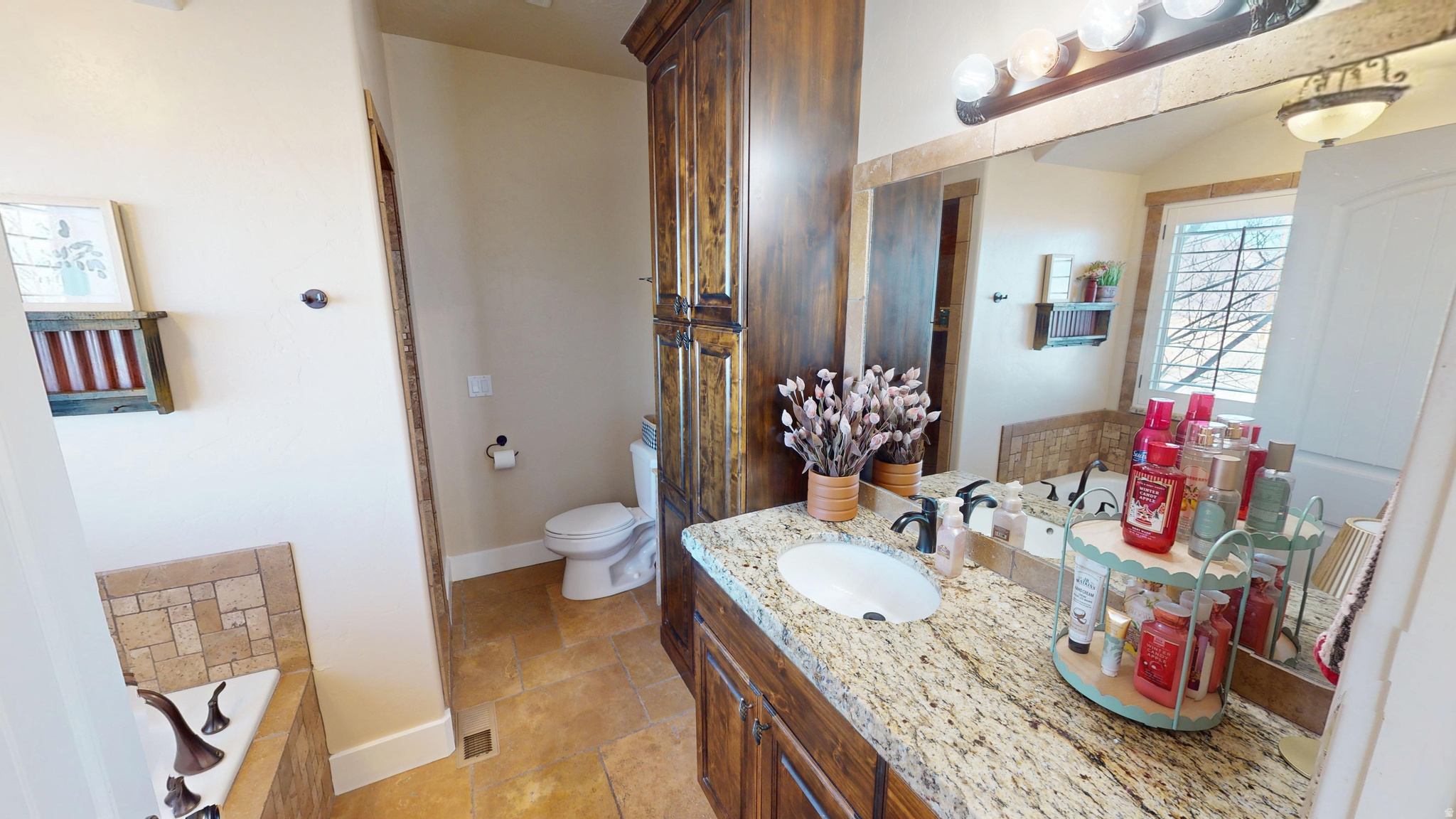 LOMA VISTA - Residential