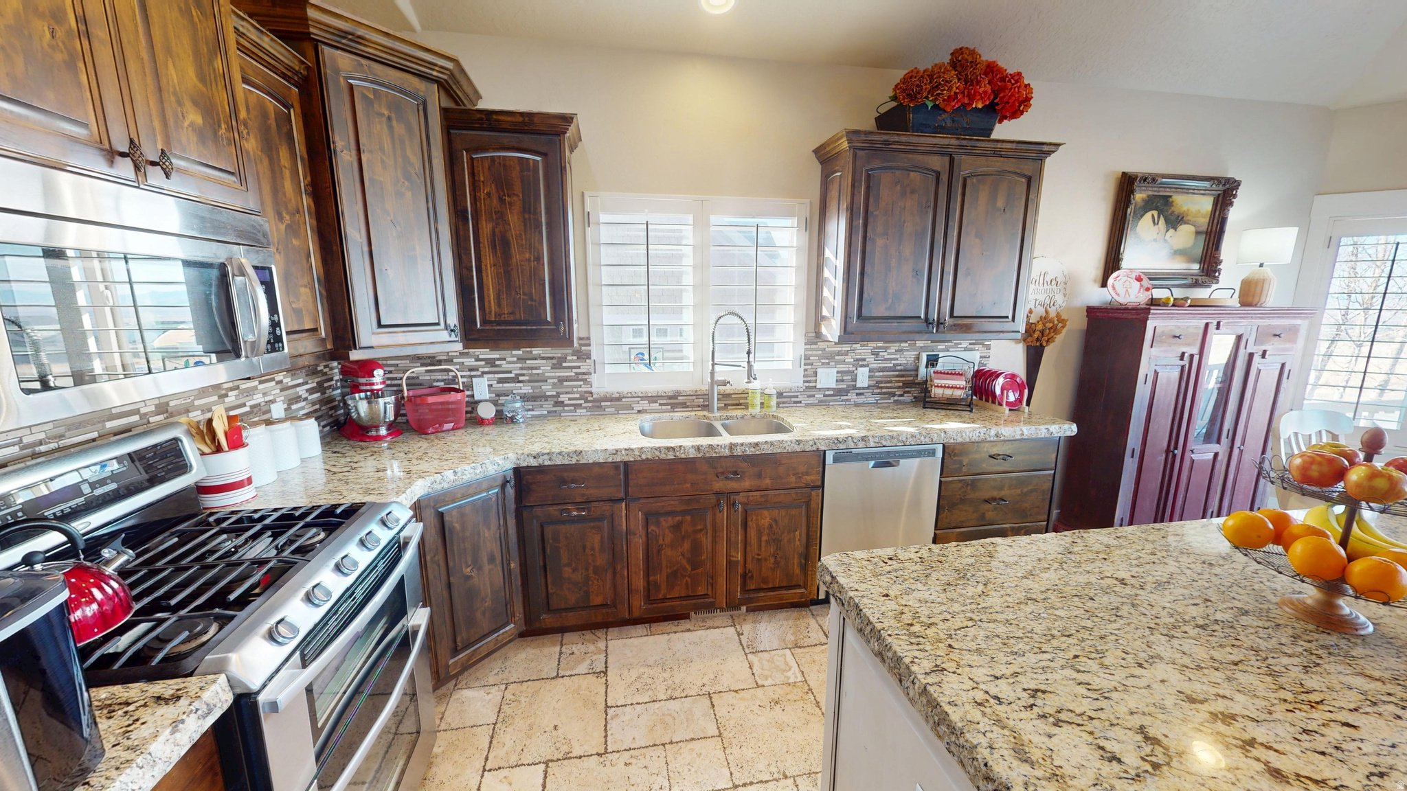 LOMA VISTA - Residential