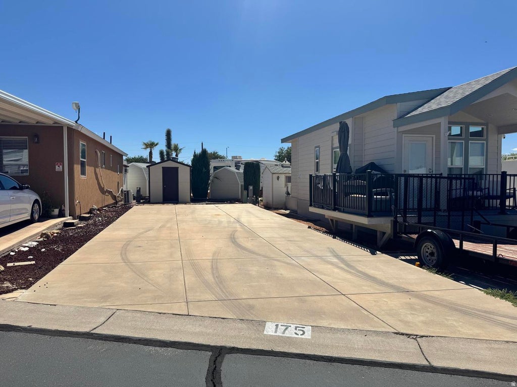 Photo of 1225 N DIXIE DOWNS RD #175, Saint George, UT 84770 (MLS # 2183888)