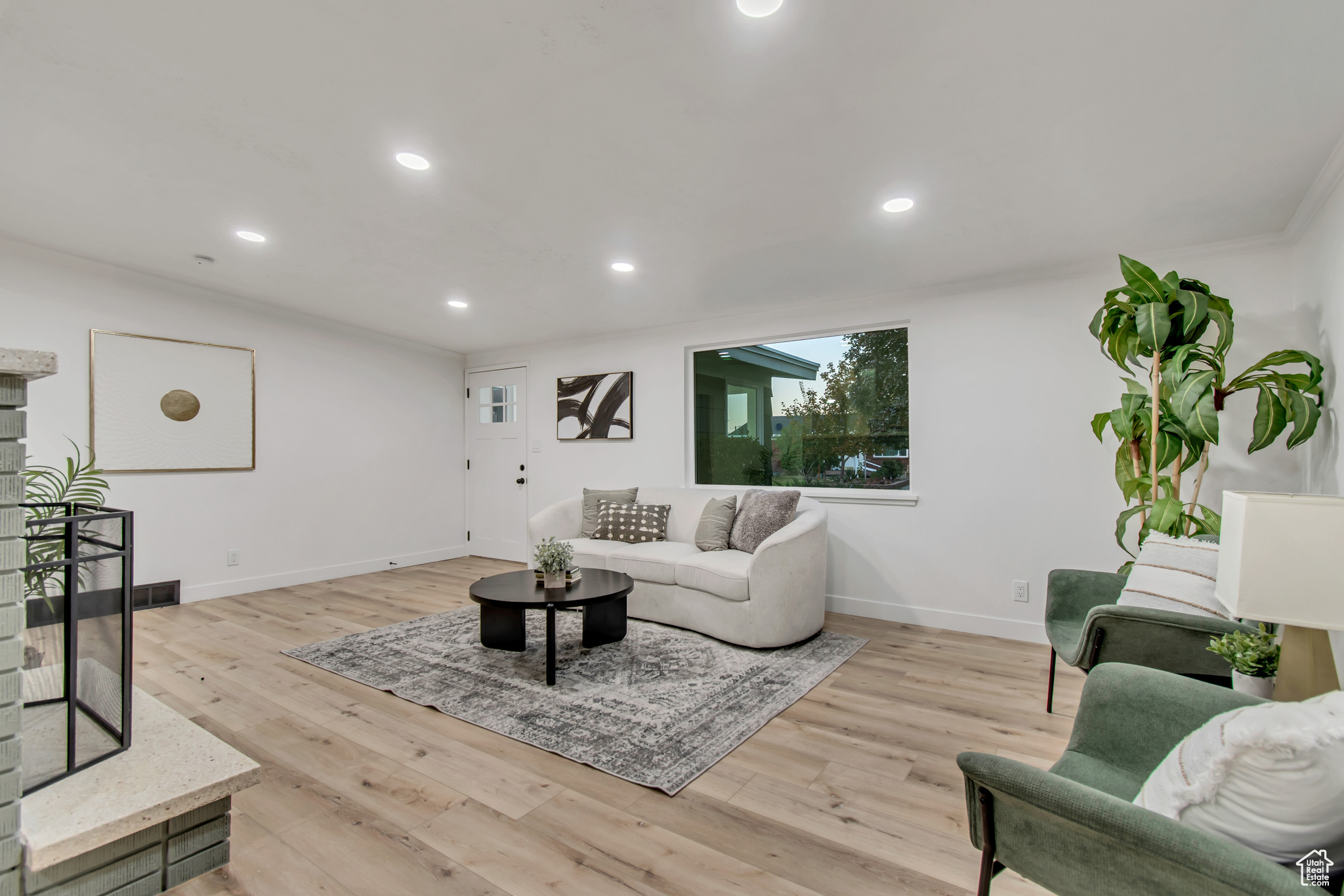 MEADOWS - Residential