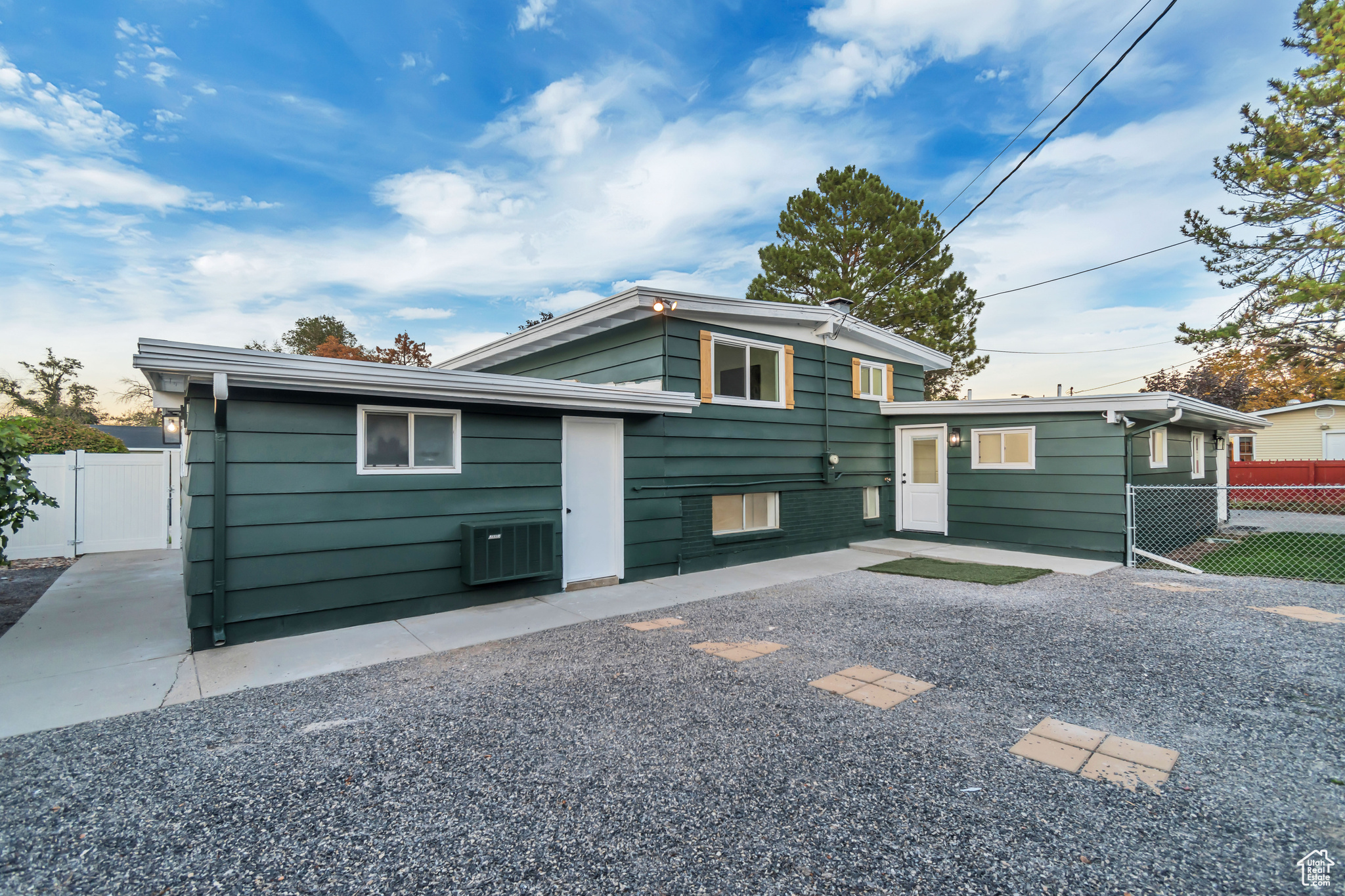 MEADOWS - Residential