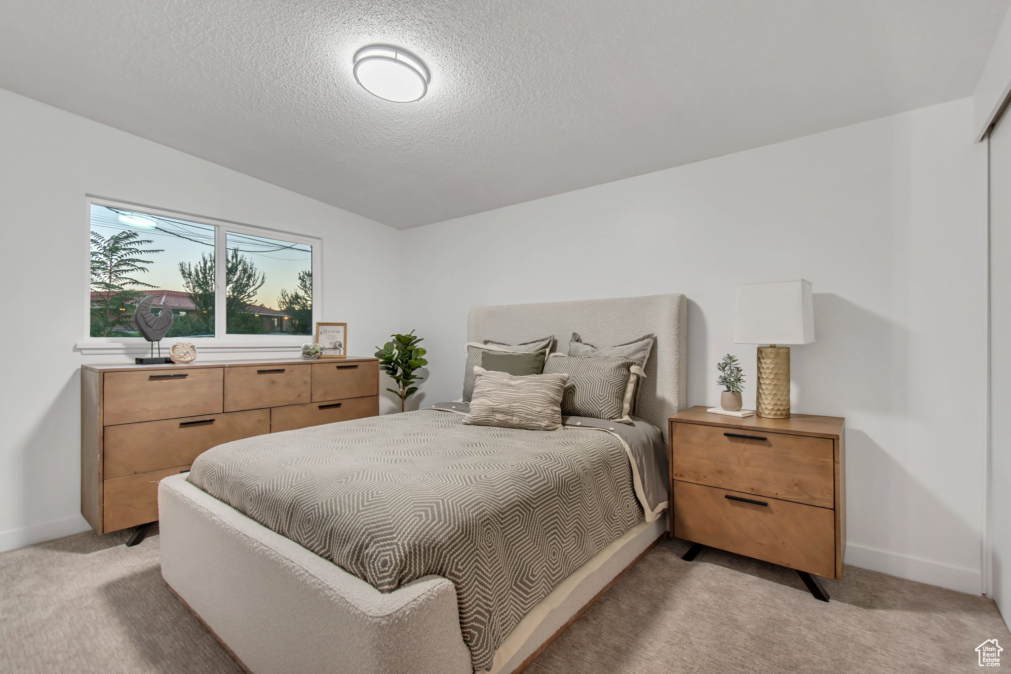 MEADOWS - Residential