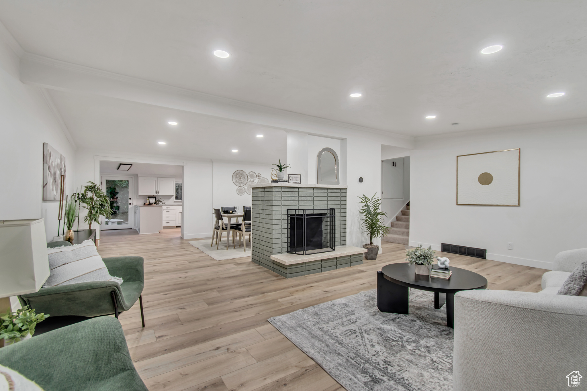 MEADOWS - Residential