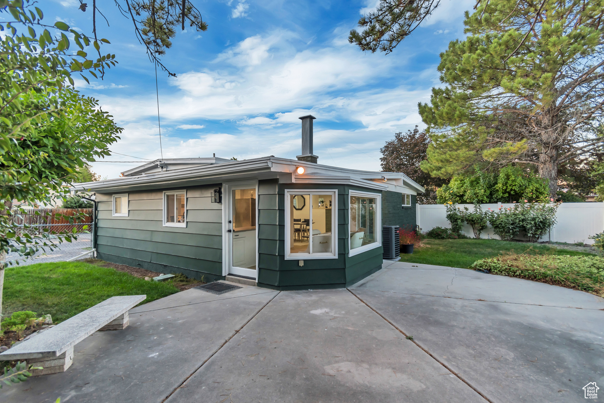 MEADOWS - Residential