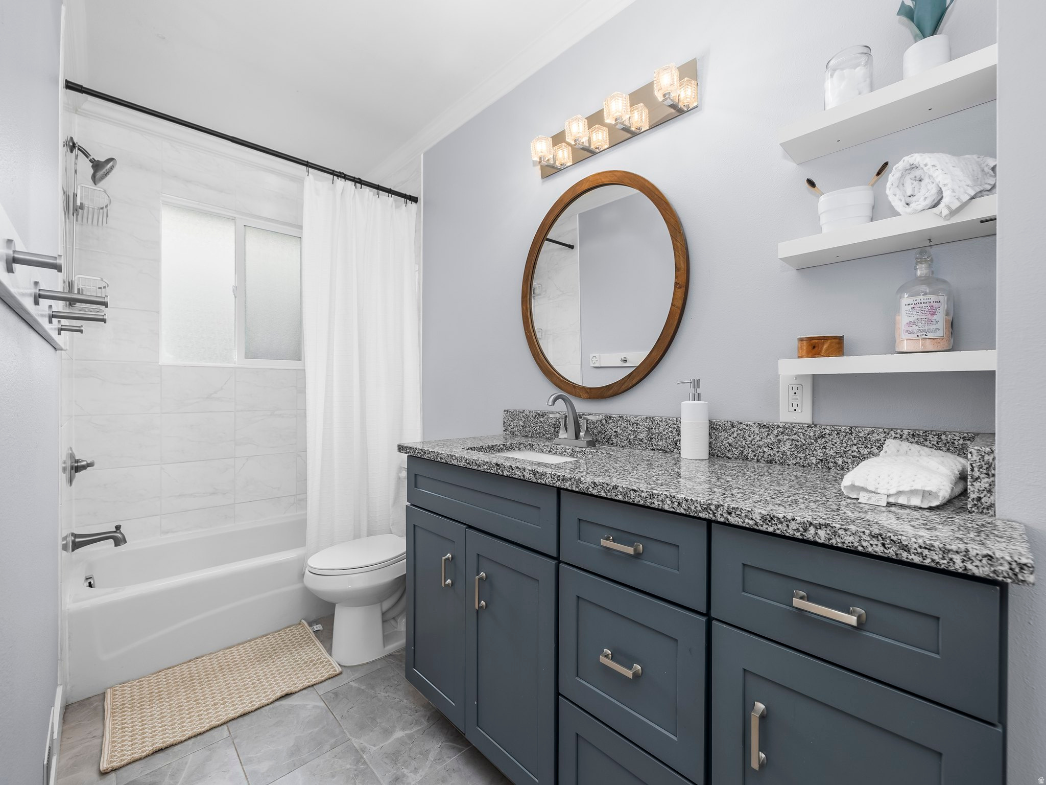 ELMONT PLAZA - Residential