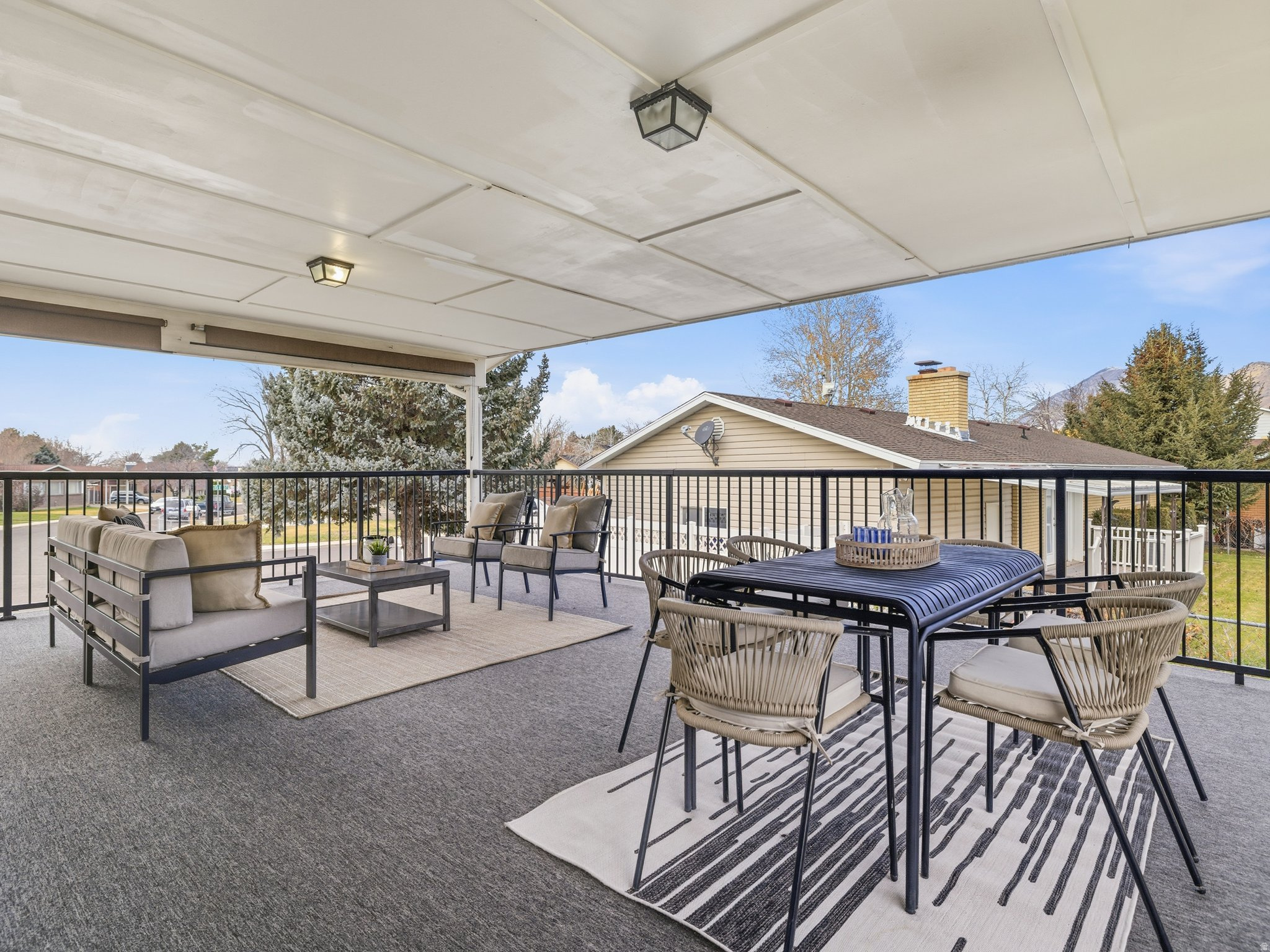 ELMONT PLAZA - Residential