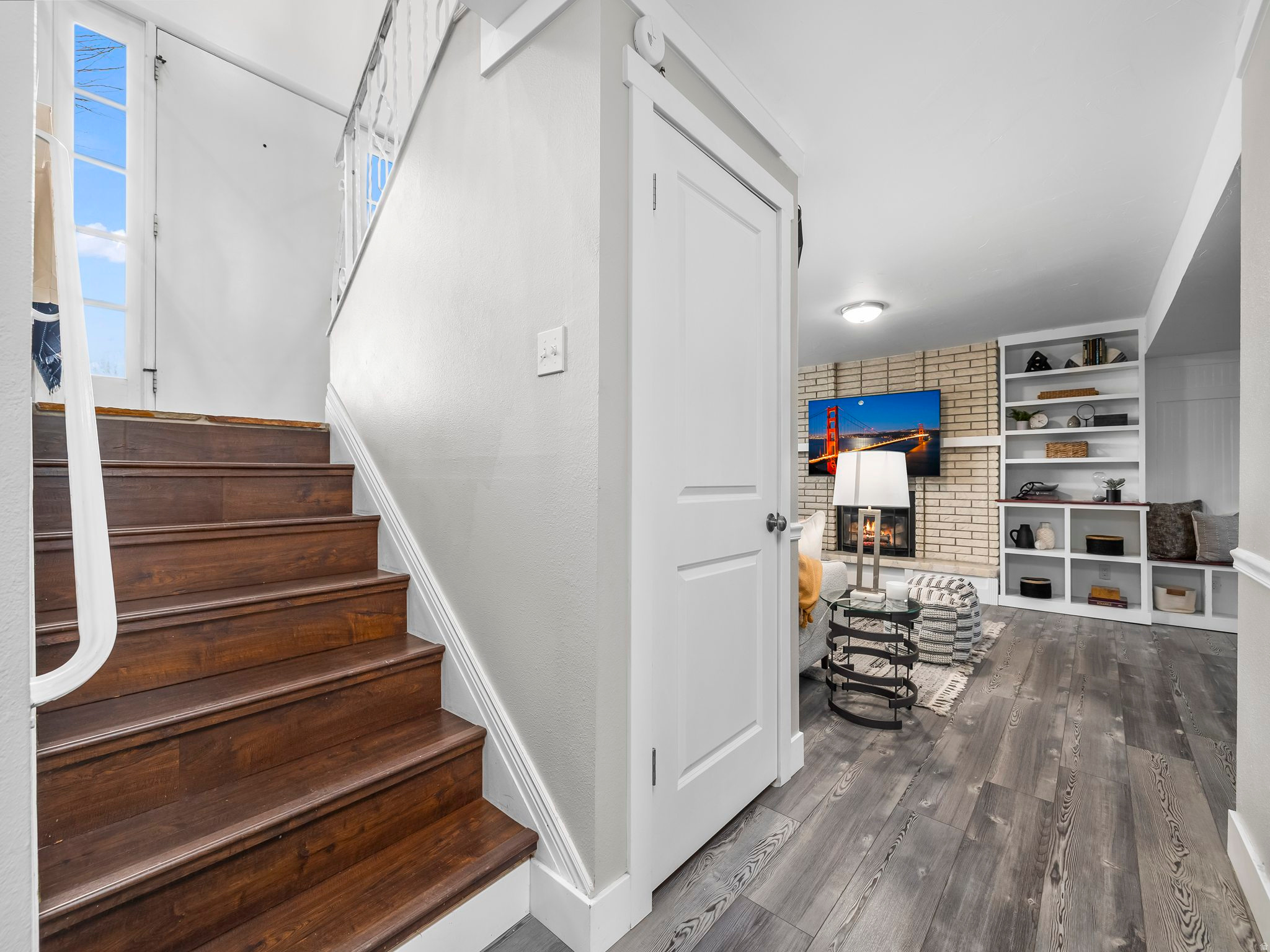 ELMONT PLAZA - Residential