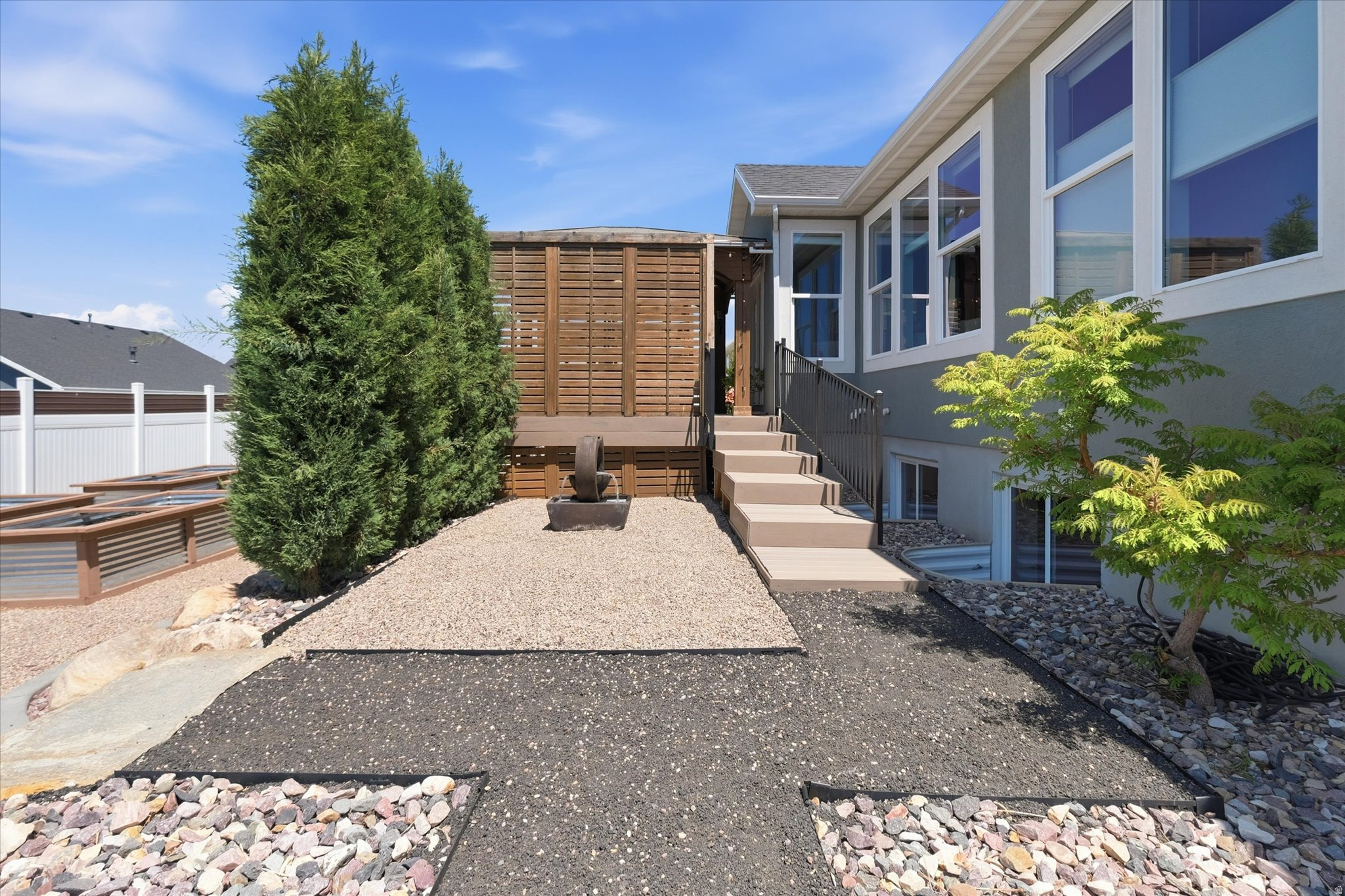 EASTVIEW LANDING - Residential