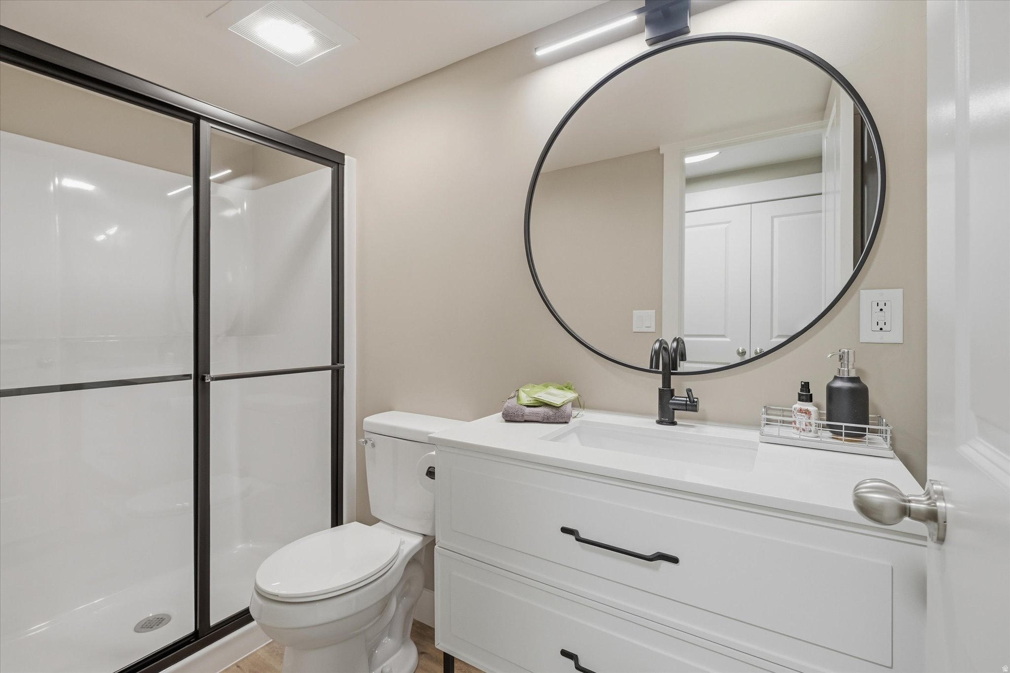 EASTVIEW LANDING - Residential