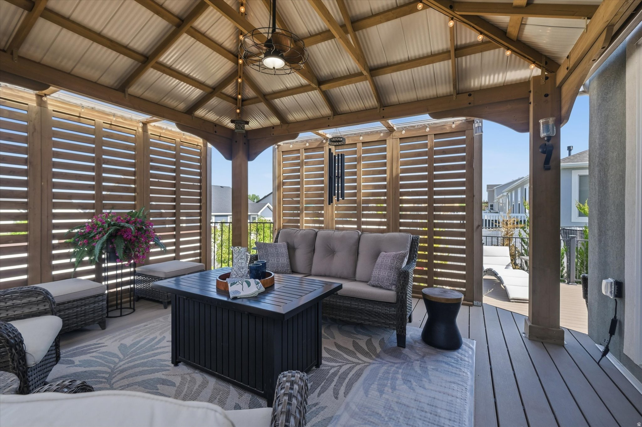EASTVIEW LANDING - Residential