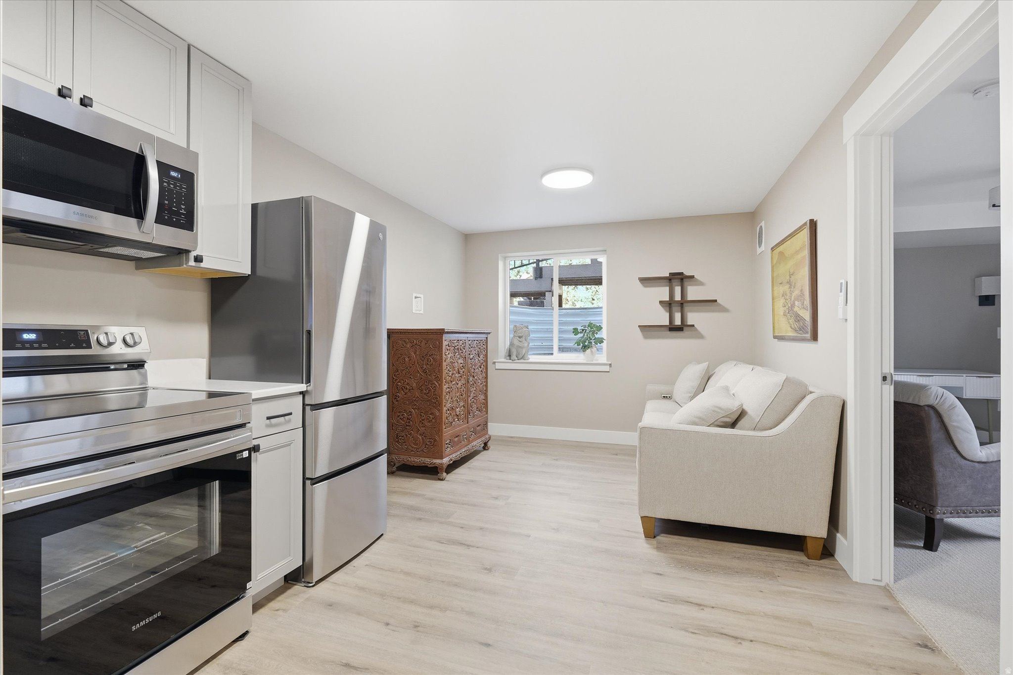 EASTVIEW LANDING - Residential