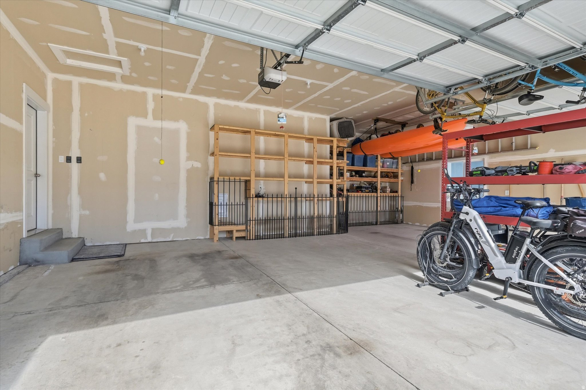 EASTVIEW LANDING - Residential