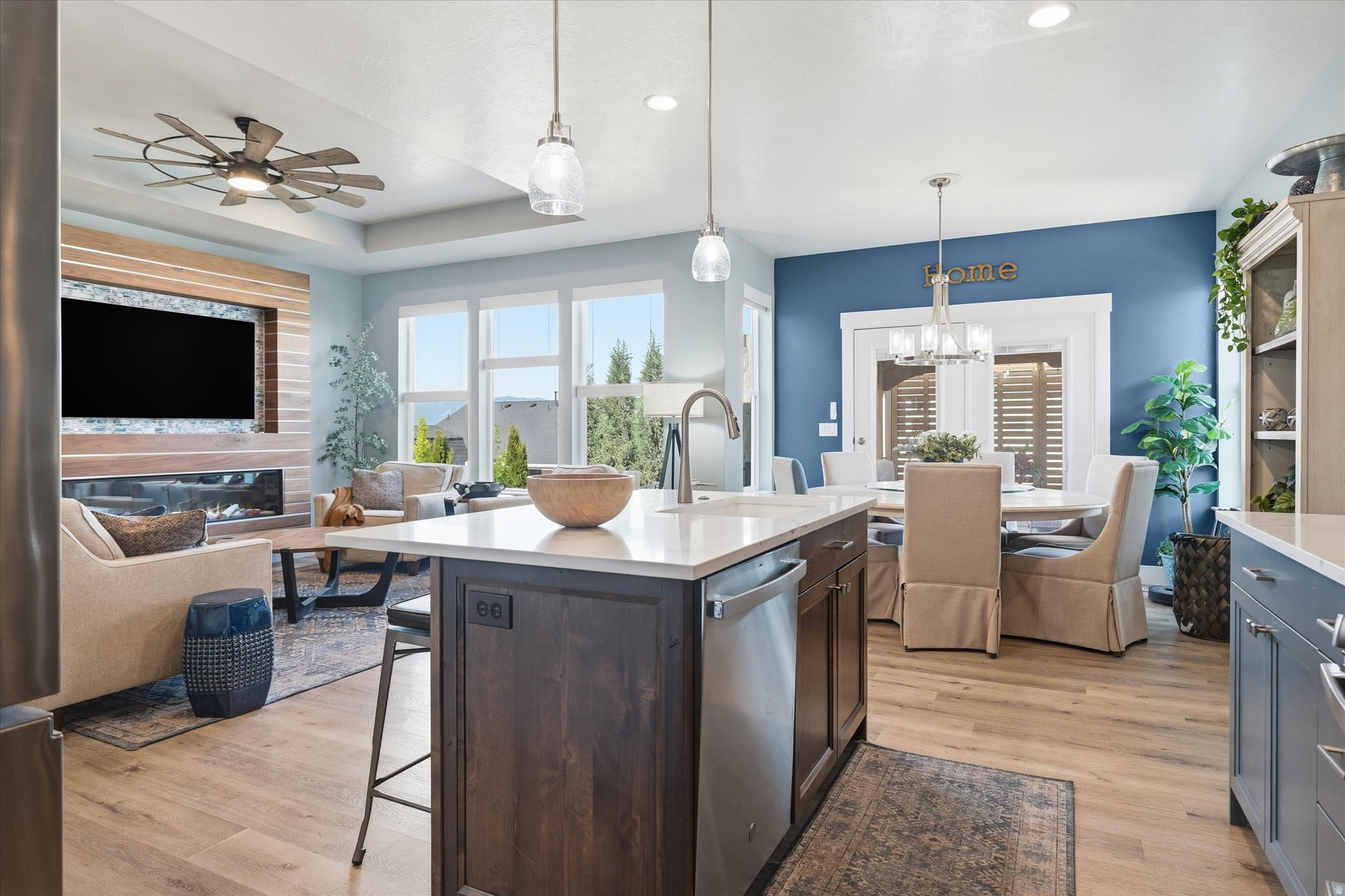 EASTVIEW LANDING - Residential