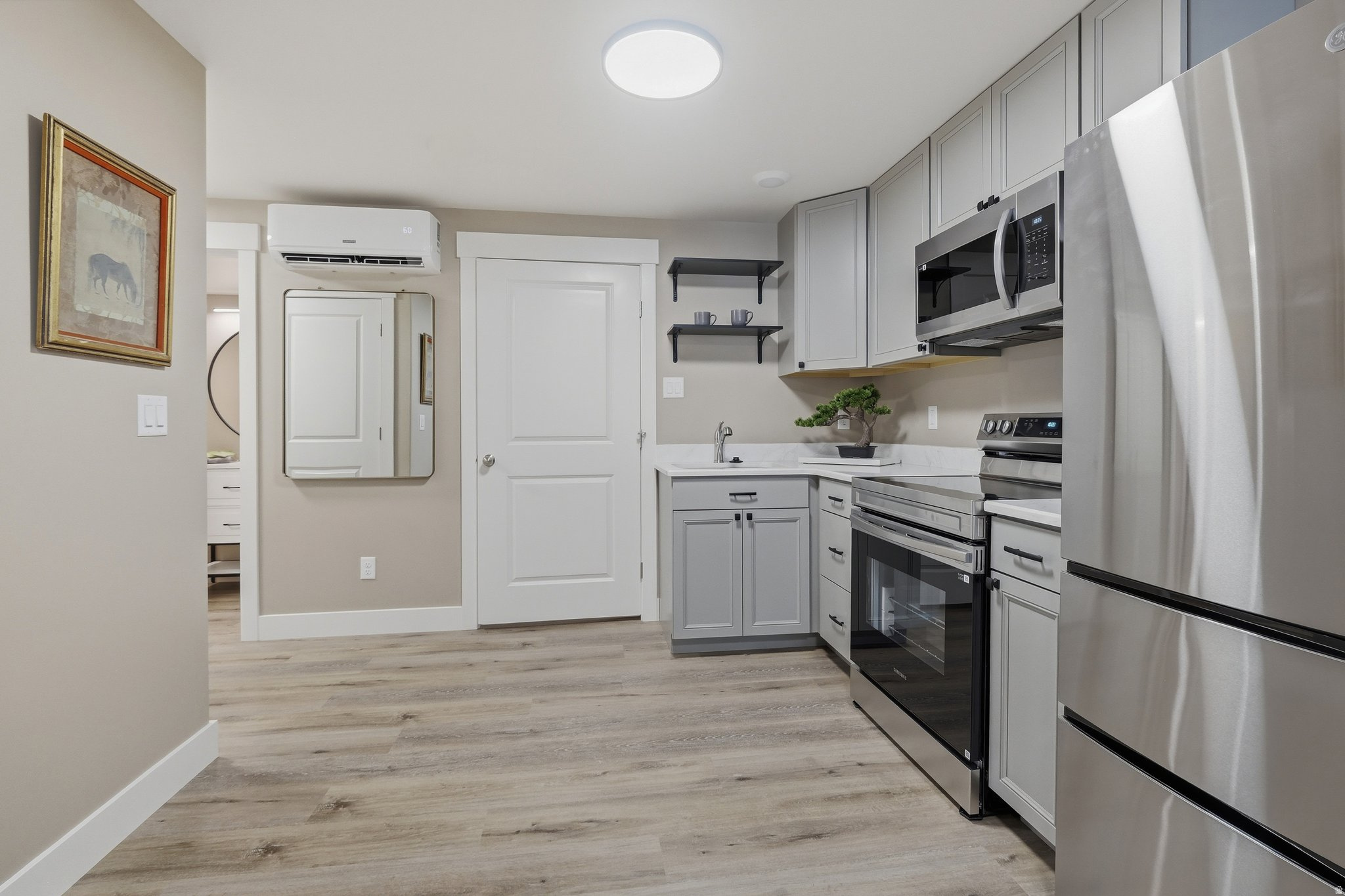 EASTVIEW LANDING - Residential