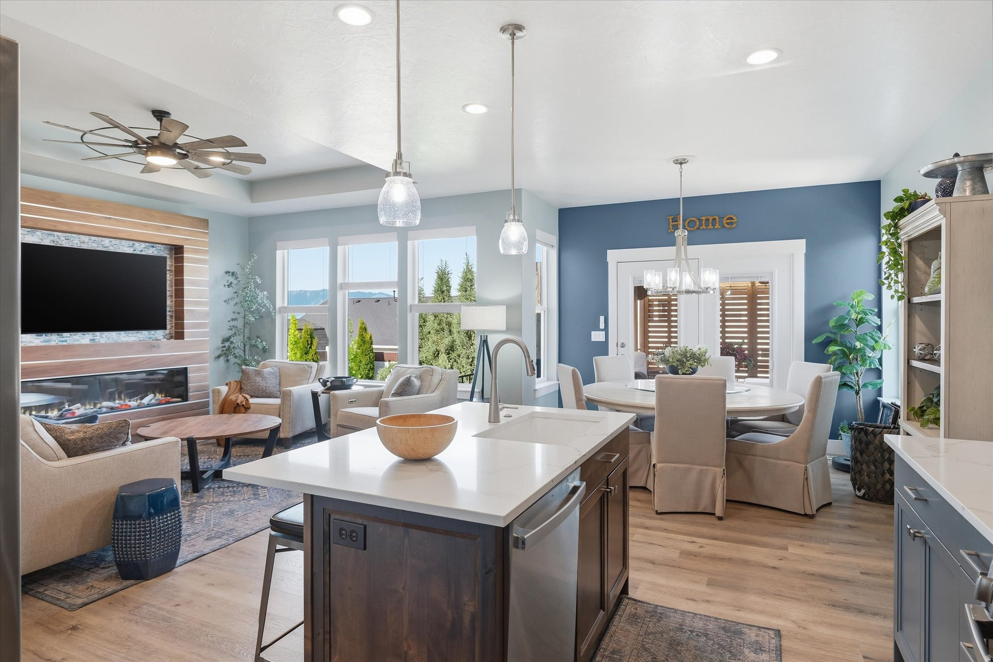 EASTVIEW LANDING - Residential