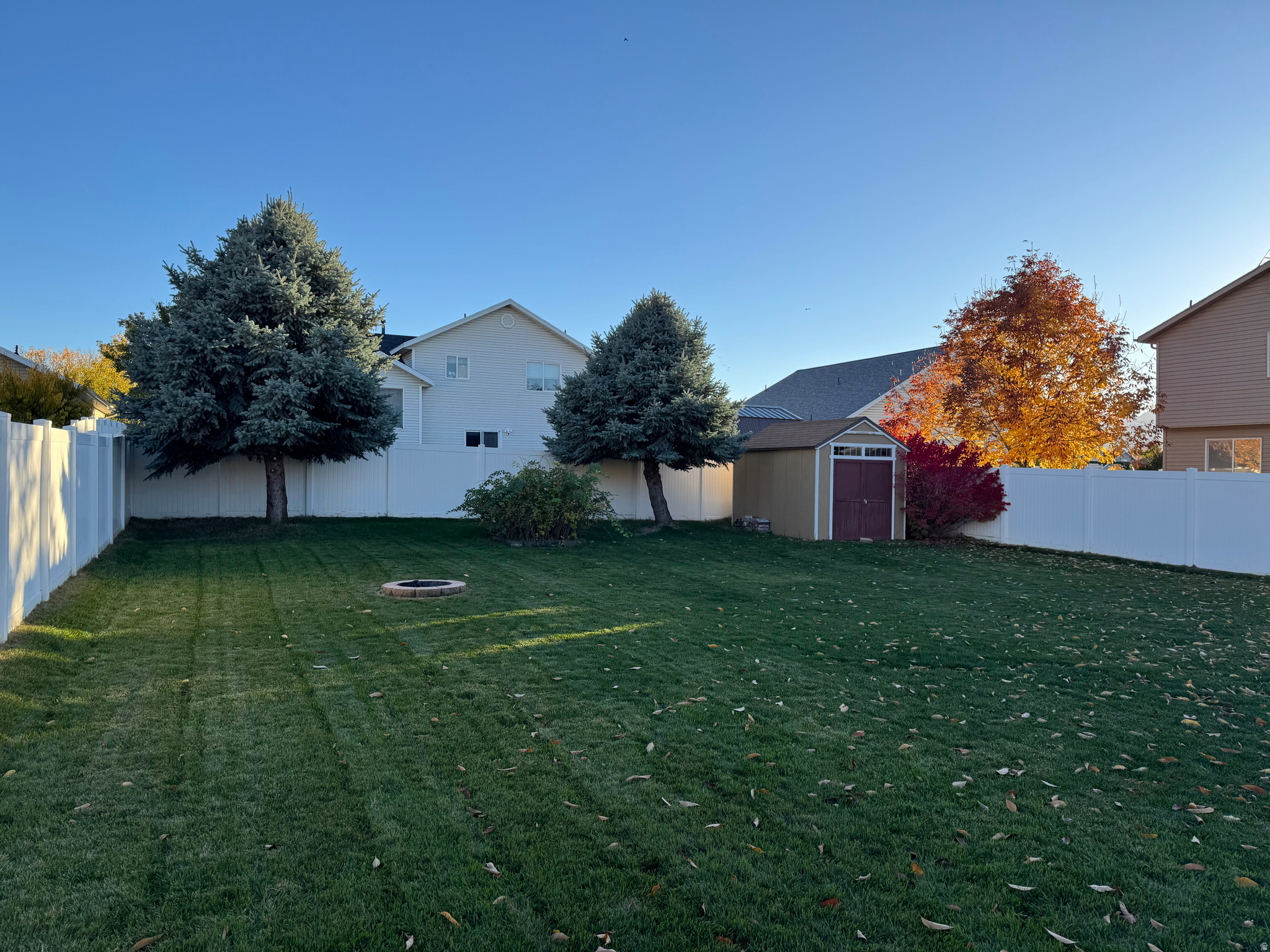 BROOKSIDE - Residential