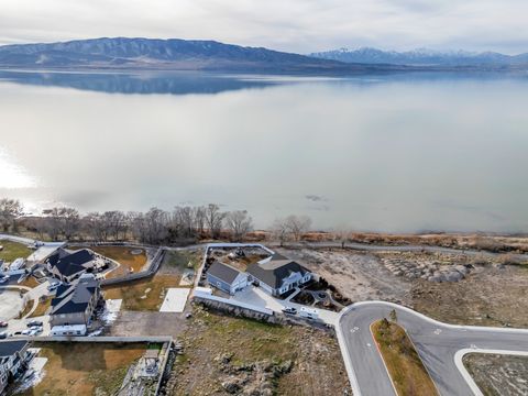 Tiny photo for 343 W BAY DR #21, Vineyard, UT 84059 (MLS # 2139192)