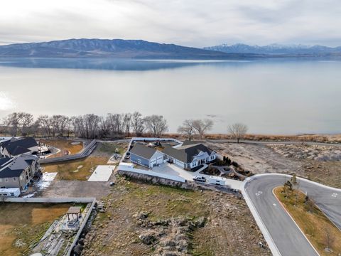 Tiny photo for 343 W BAY DR #21, Vineyard, UT 84059 (MLS # 2139192)