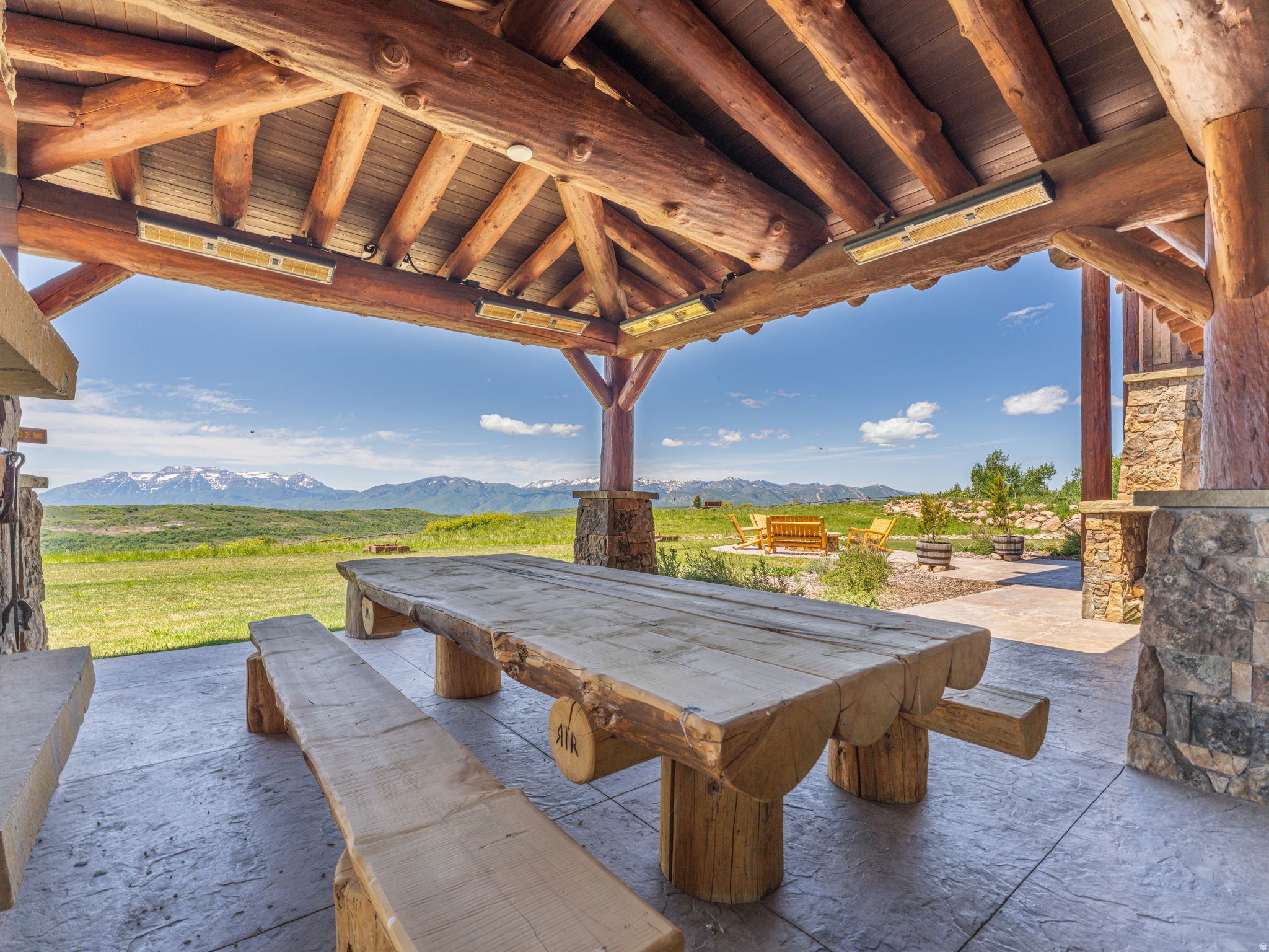 WOLF CREEK RANCH - Residential