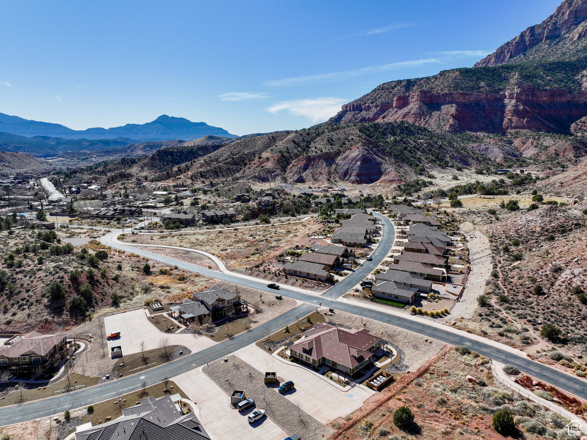 MOENAVE SUBDIV - Residential