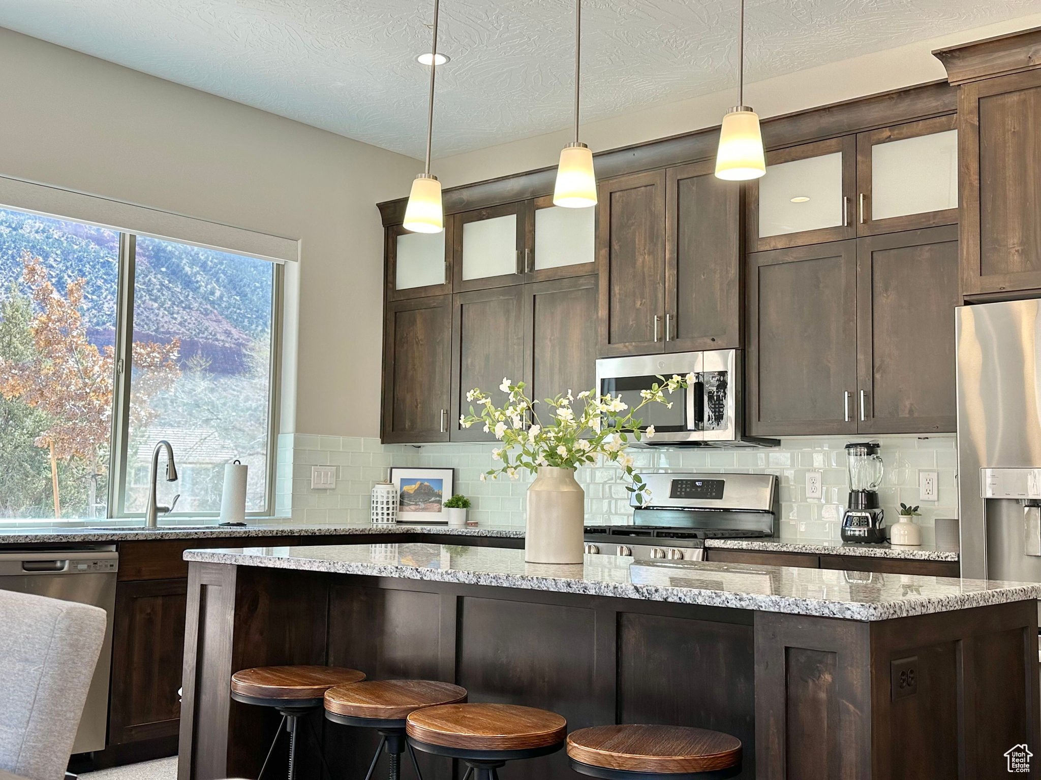 MOENAVE SUBDIV - Residential