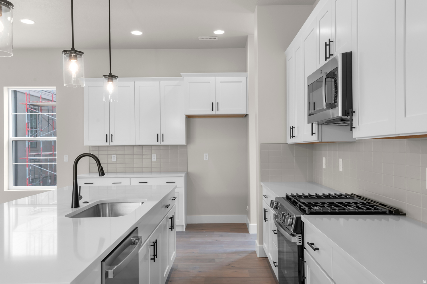 HOLBROOK E VILLAS 640 - Residential