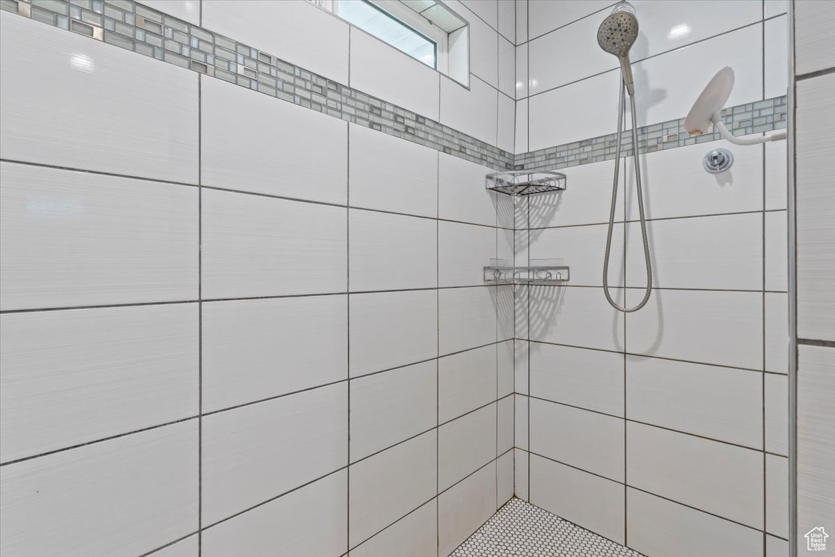 BLUFFDALE HEIGHTS SU - Residential