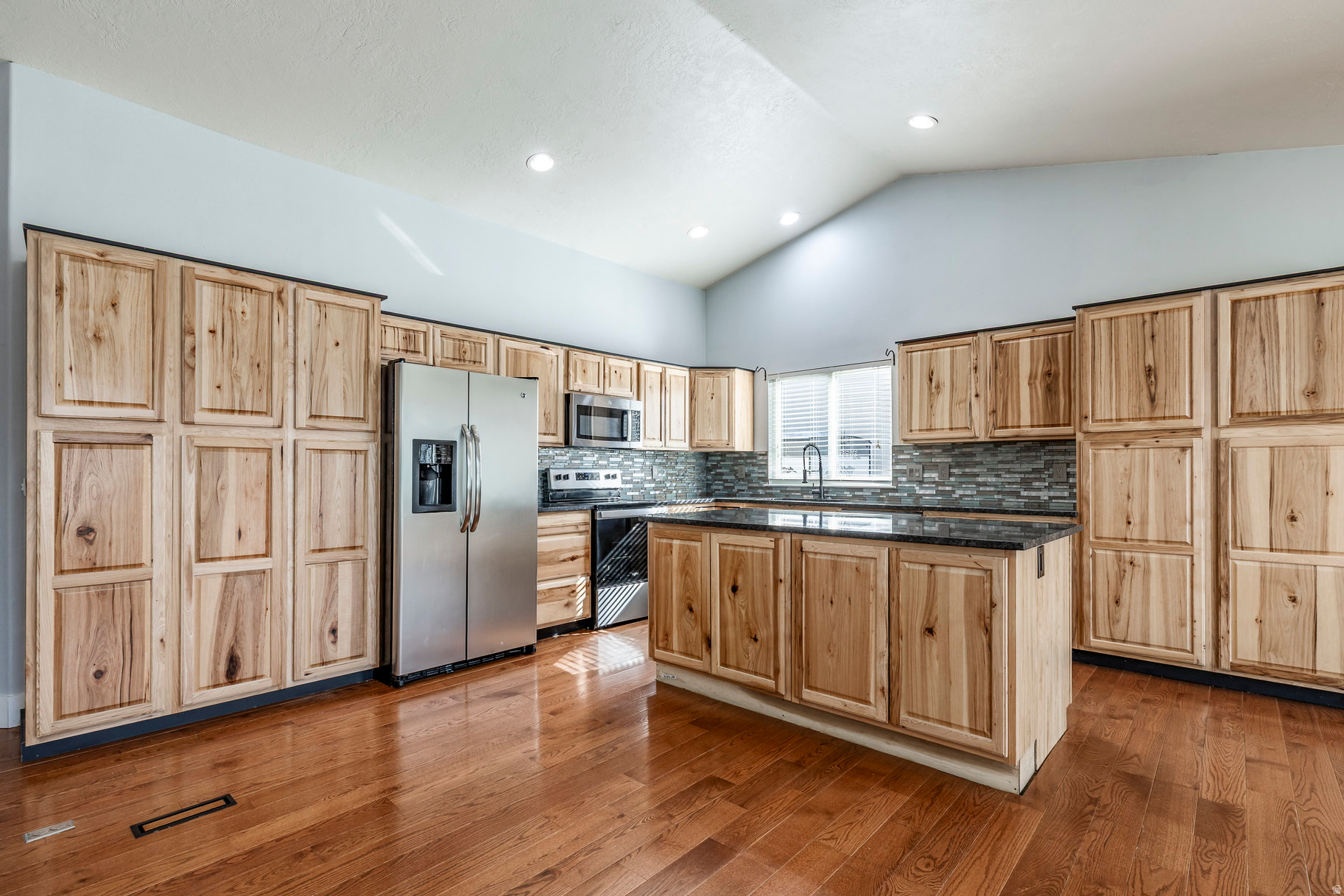 7518 S PARK VILLAGE DR W