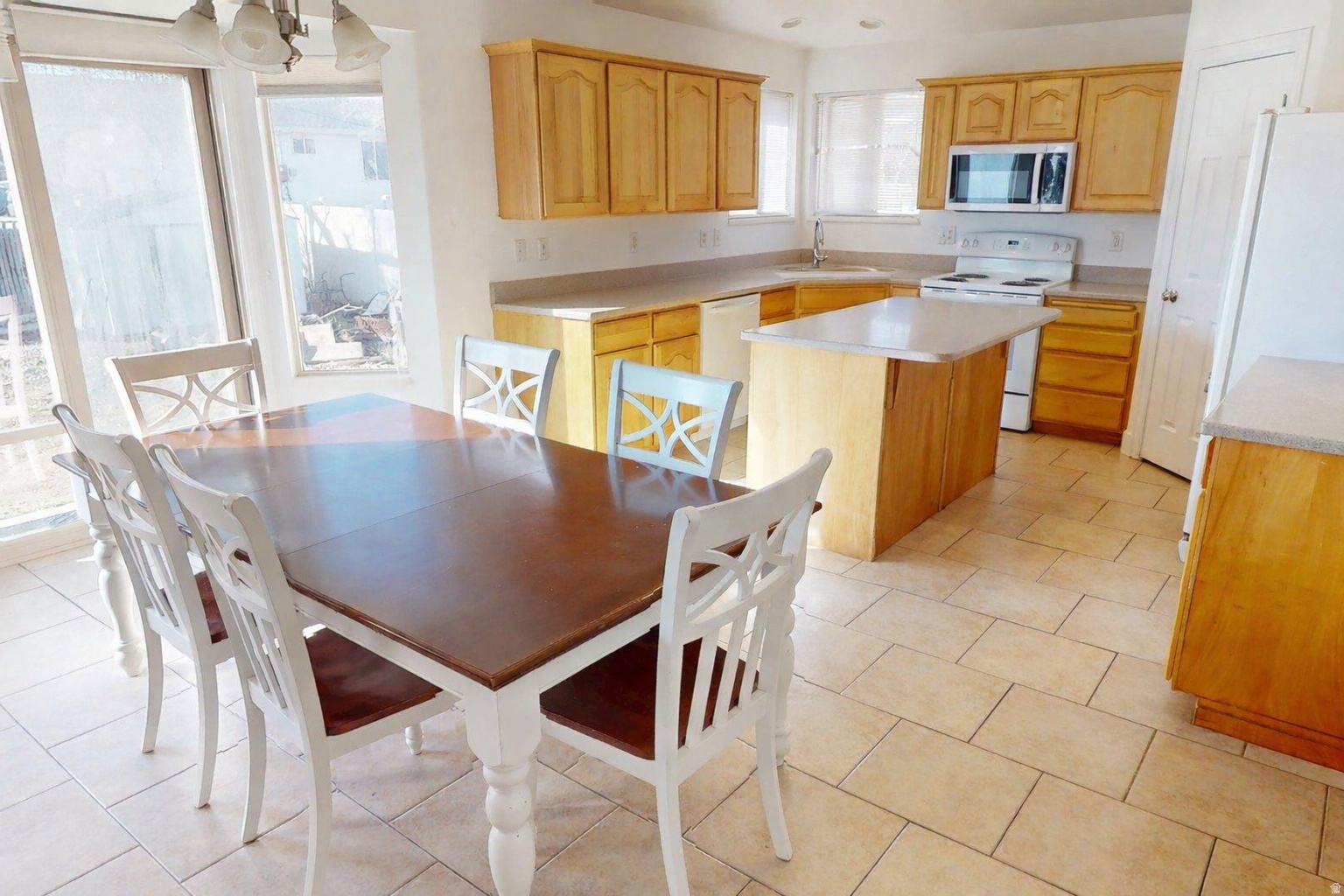 MEADOWS - Residential