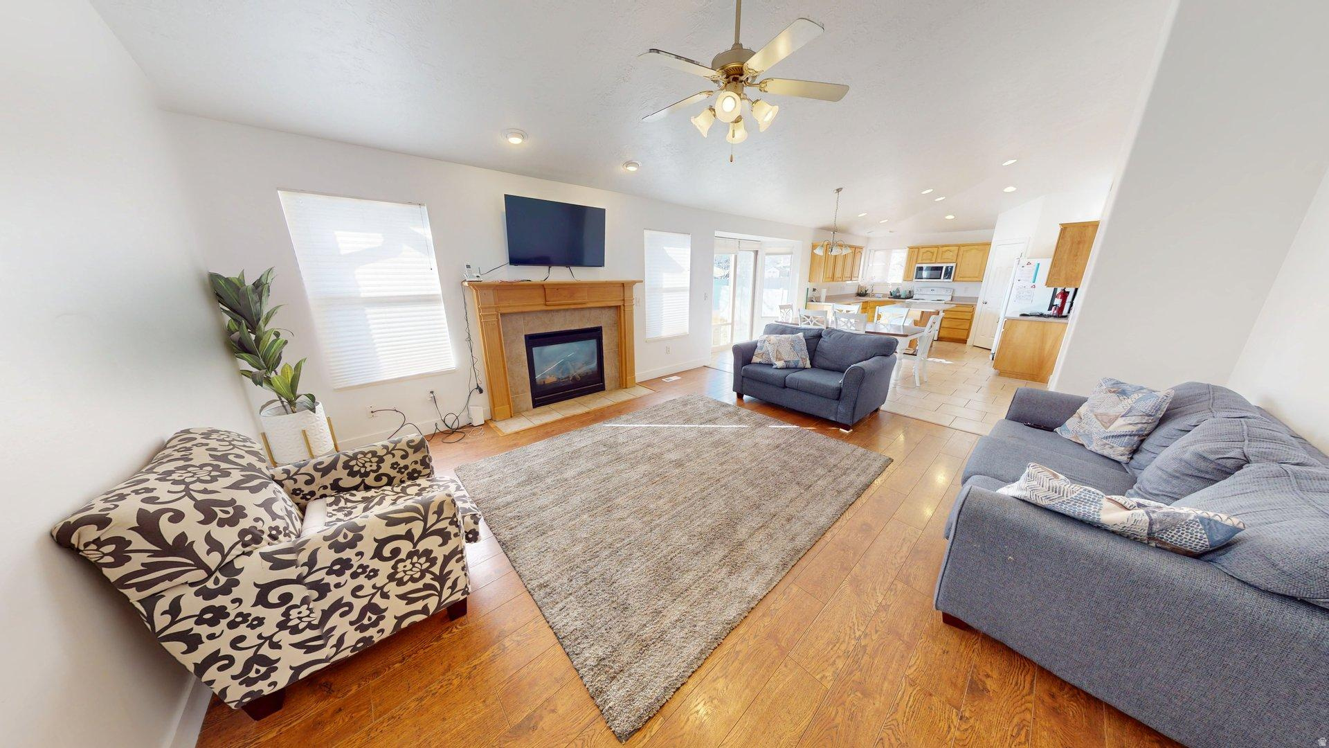 MEADOWS - Residential