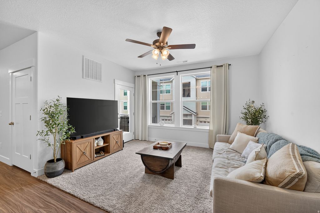 Photo of 937 W BIG BEN LN # J203 Ln, Saratoga Springs, UT 84045 (MLS # 2140779)