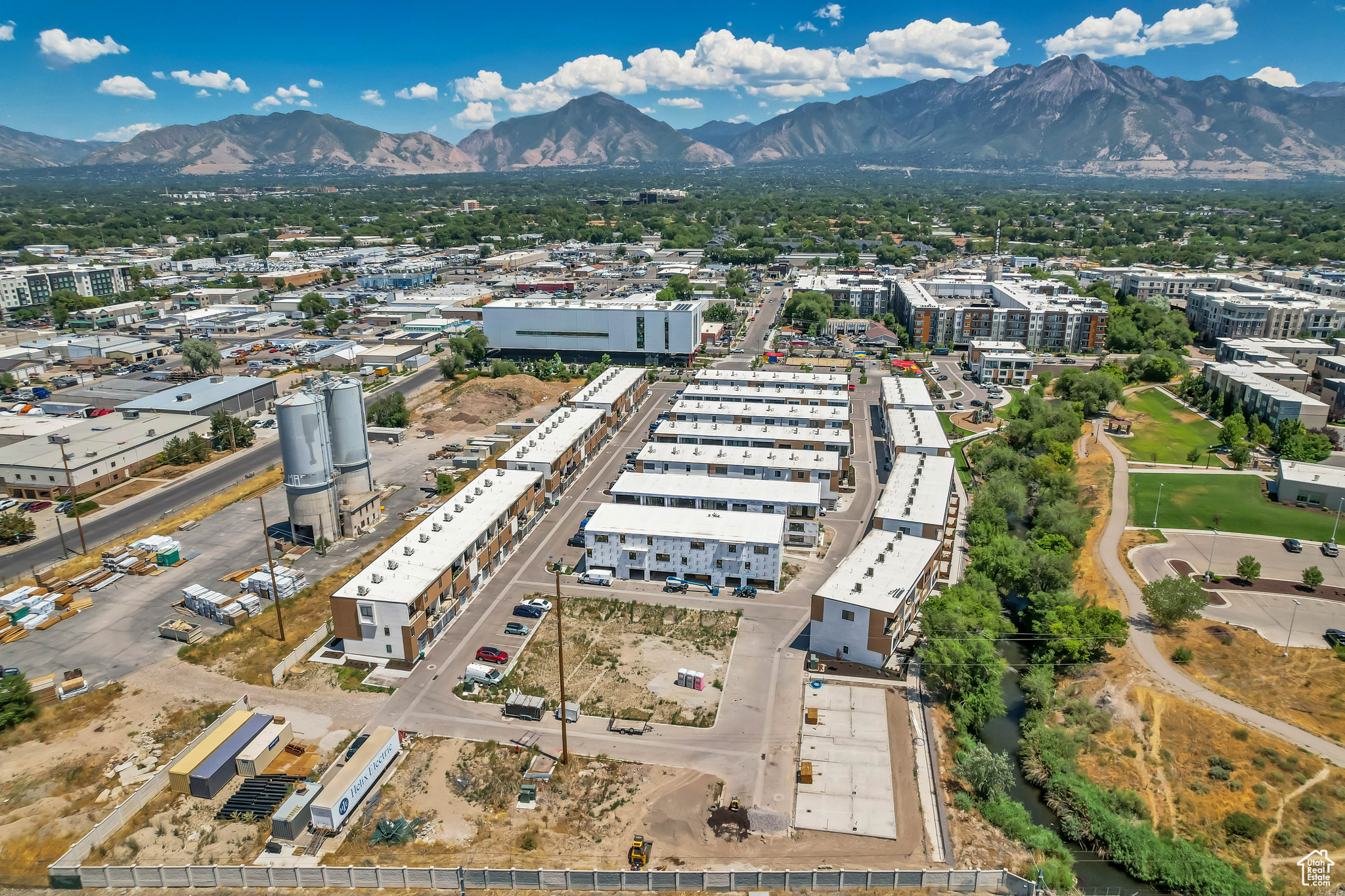 OPUS GREEN - Residential