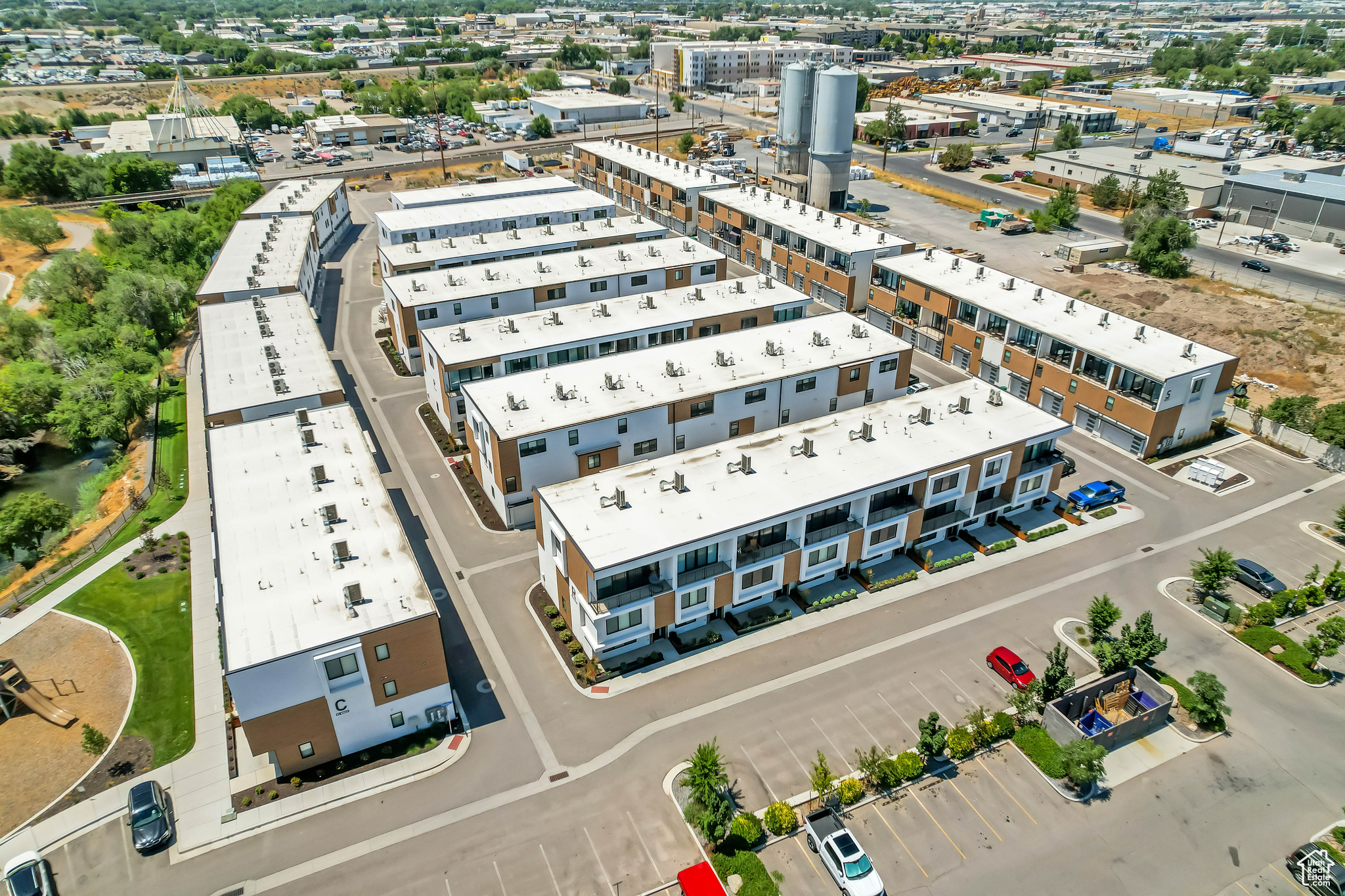 OPUS GREEN - Residential