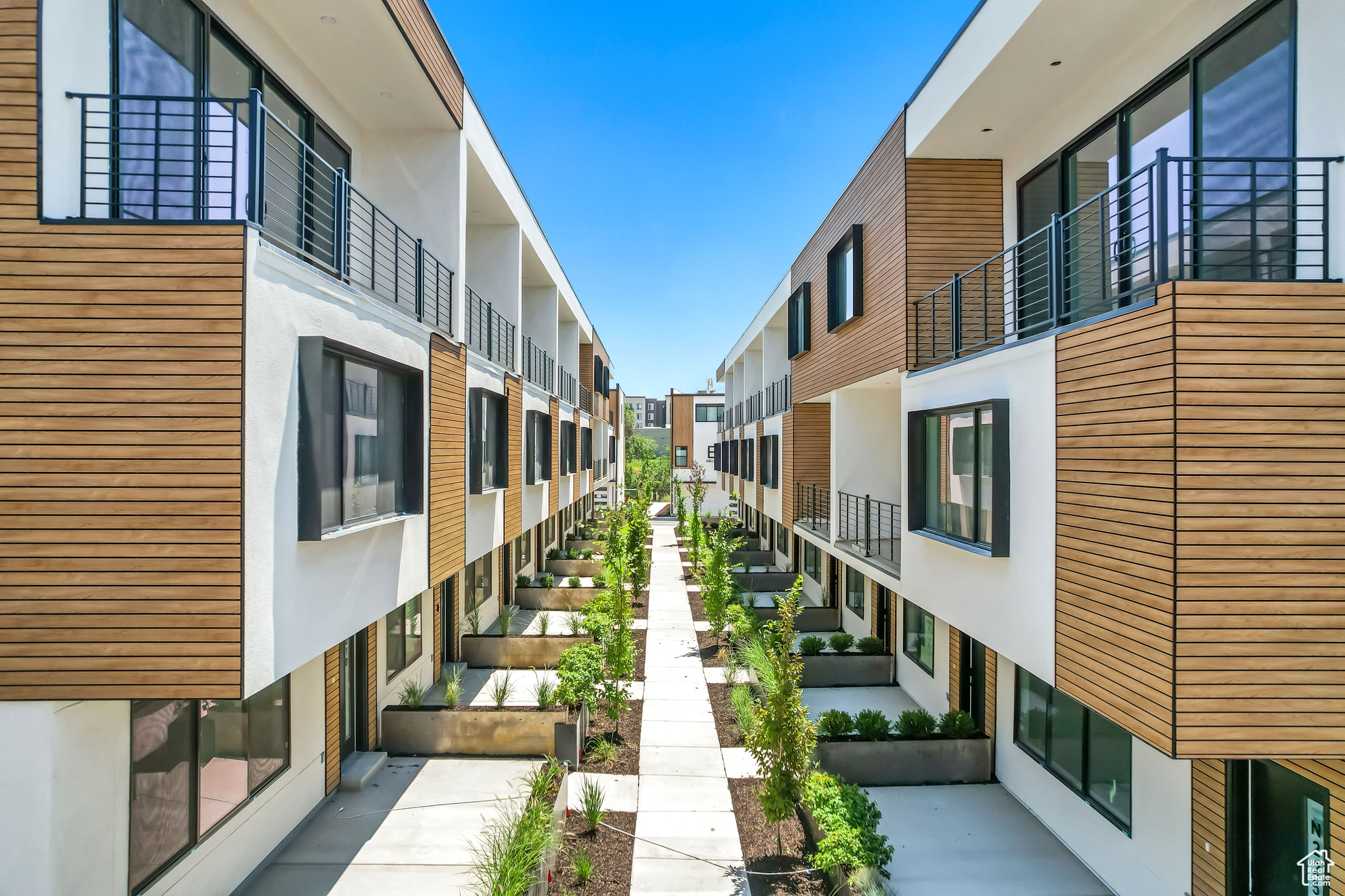 OPUS GREEN - Residential