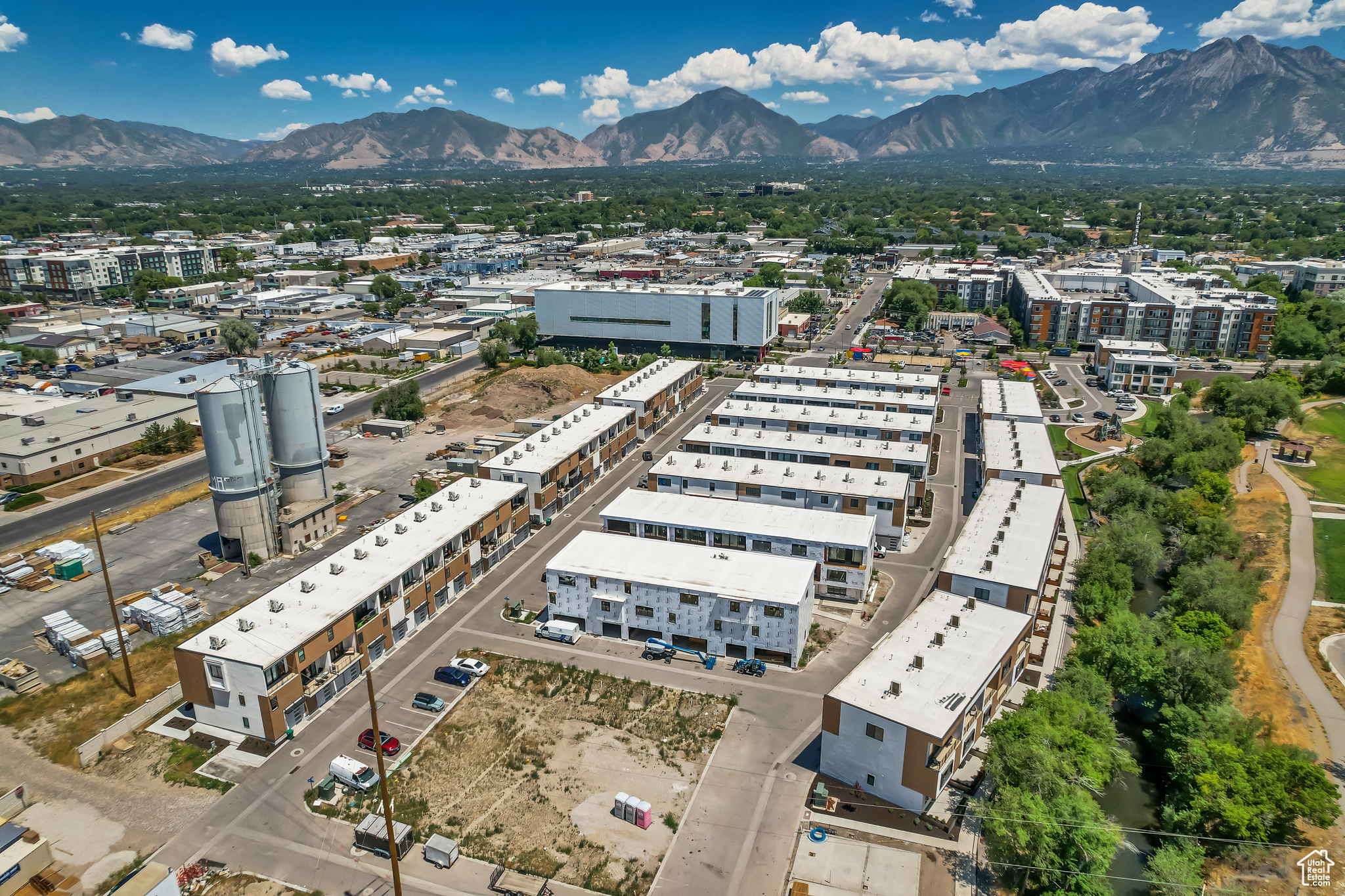 OPUS GREEN - Residential