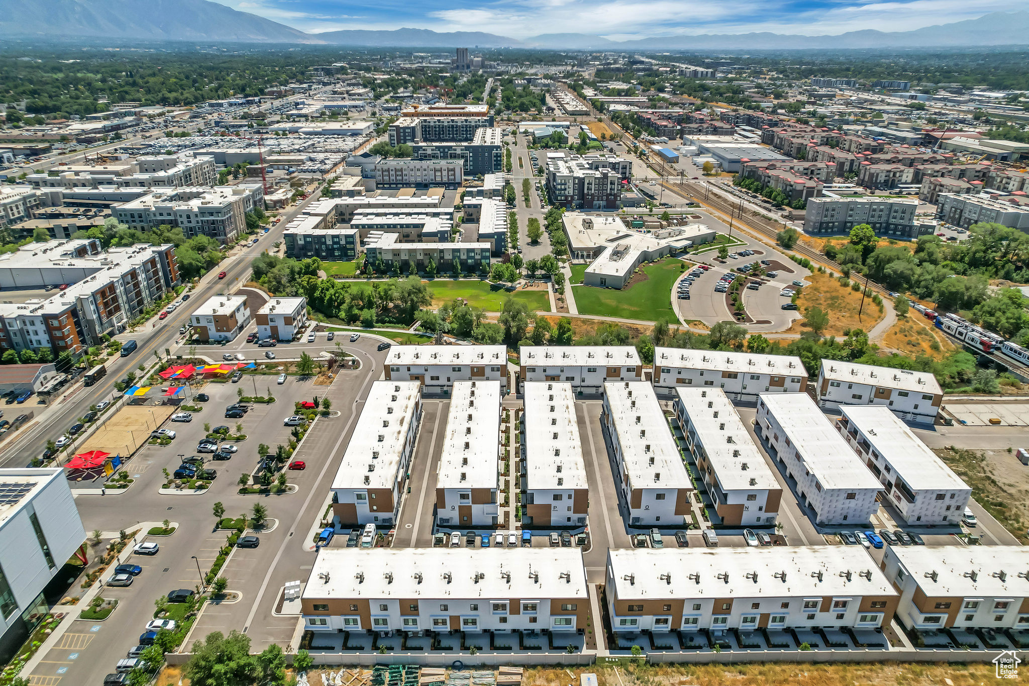 OPUS GREEN - Residential