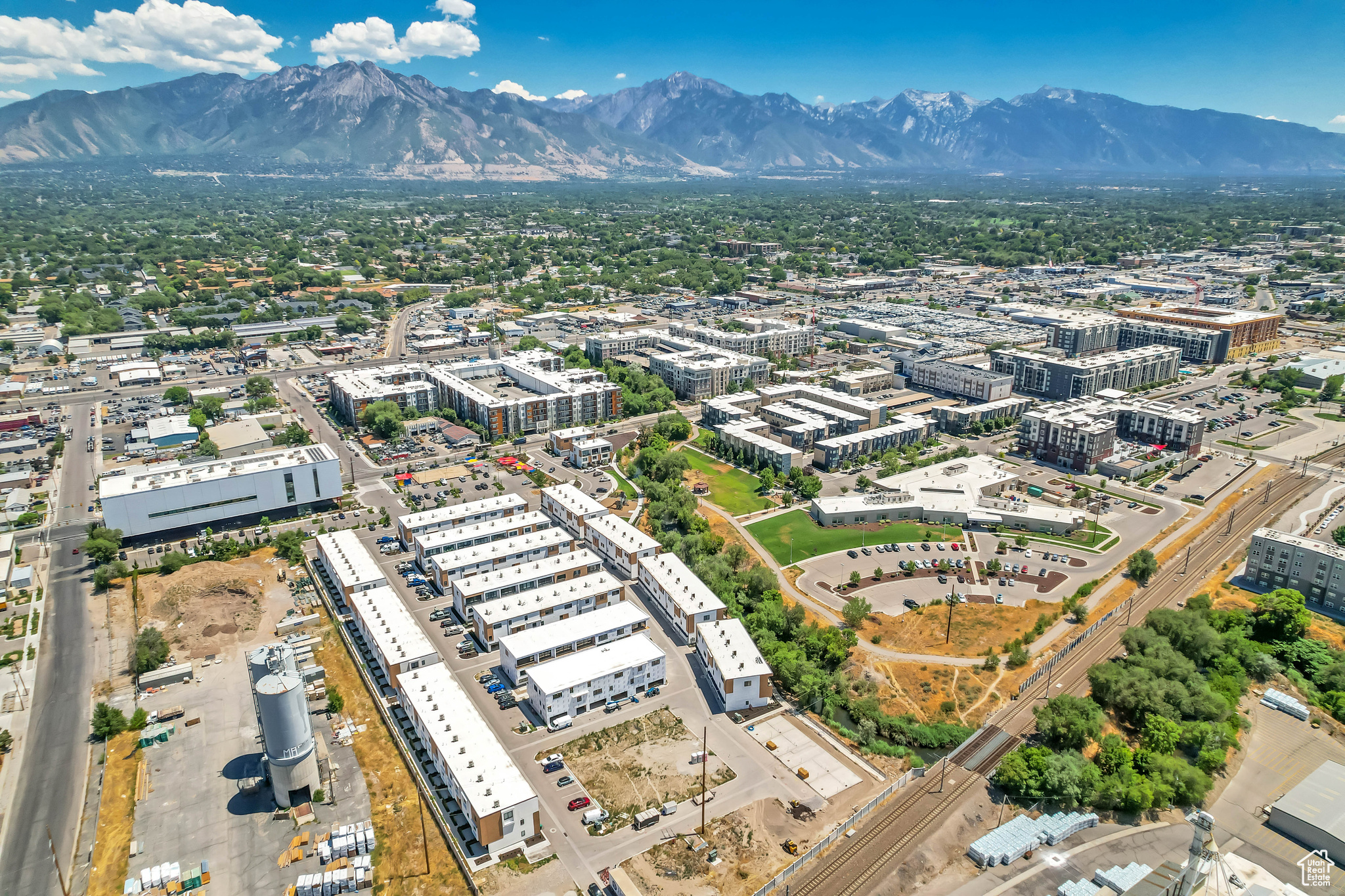 OPUS GREEN - Residential